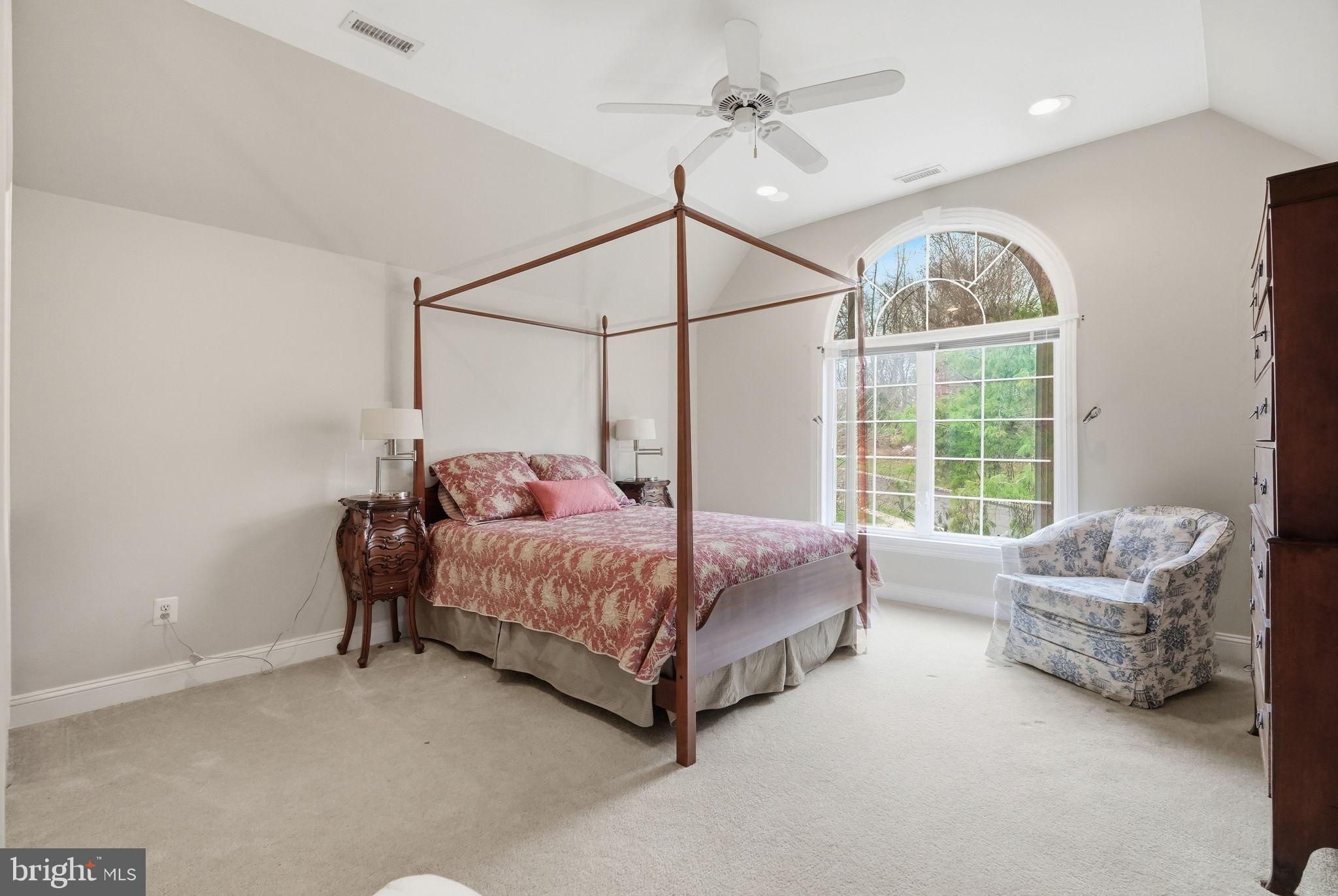 THE ESTATES AT RIV - Residential