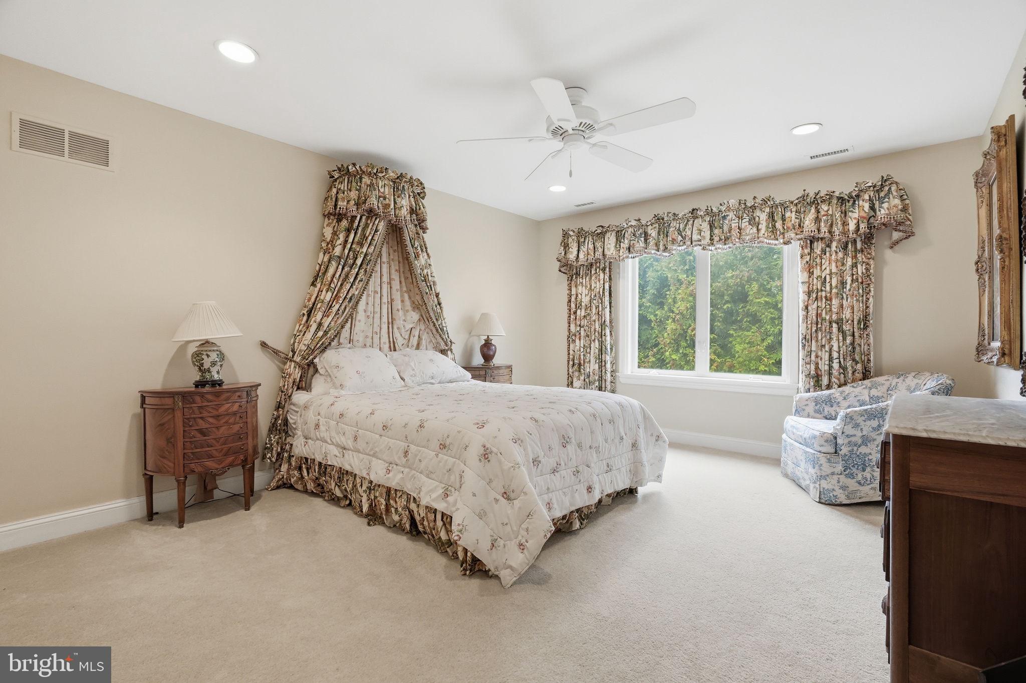 THE ESTATES AT RIV - Residential