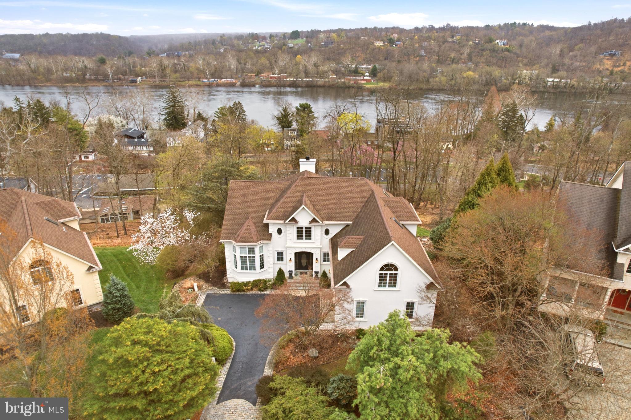 THE ESTATES AT RIV - Residential