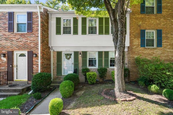 8252 GETTY CT, SPRINGFIELD, VA 22153 - Image e4e6cd1c9688cc67fb1e41ee8ec80bbf/4224966614