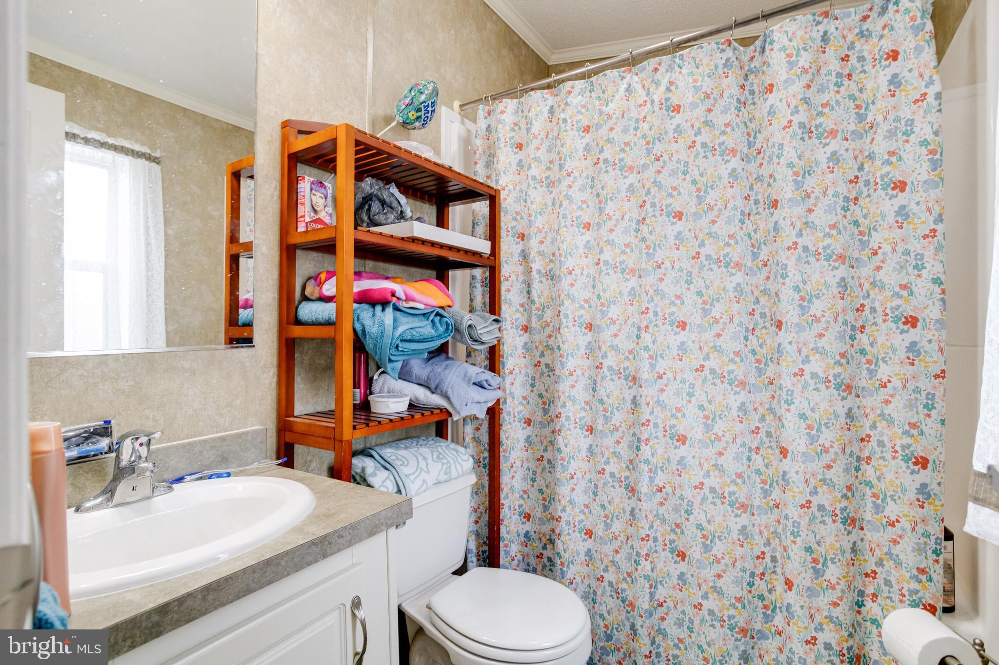 BISCAYNE BAY VILLAGE - Residential