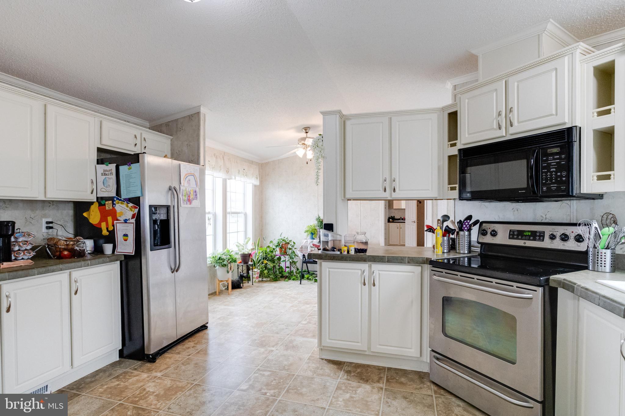 BISCAYNE BAY VILLAGE - Residential