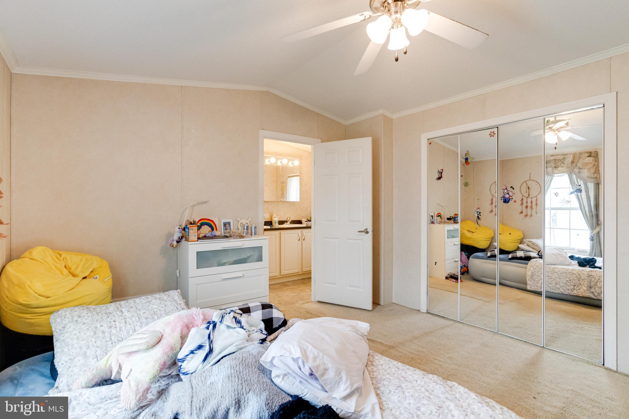 BISCAYNE BAY VILLAGE - Residential