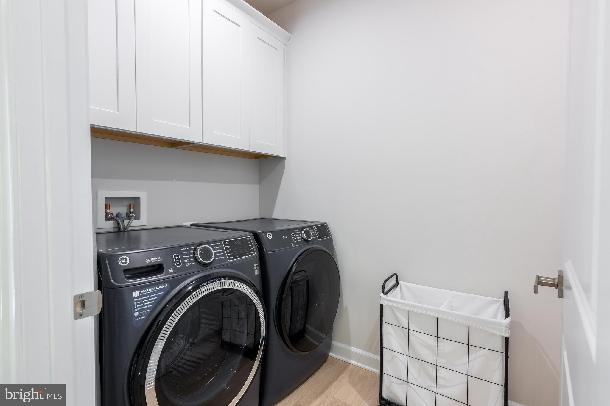 DARNESTOWN OUTSIDE - Residential