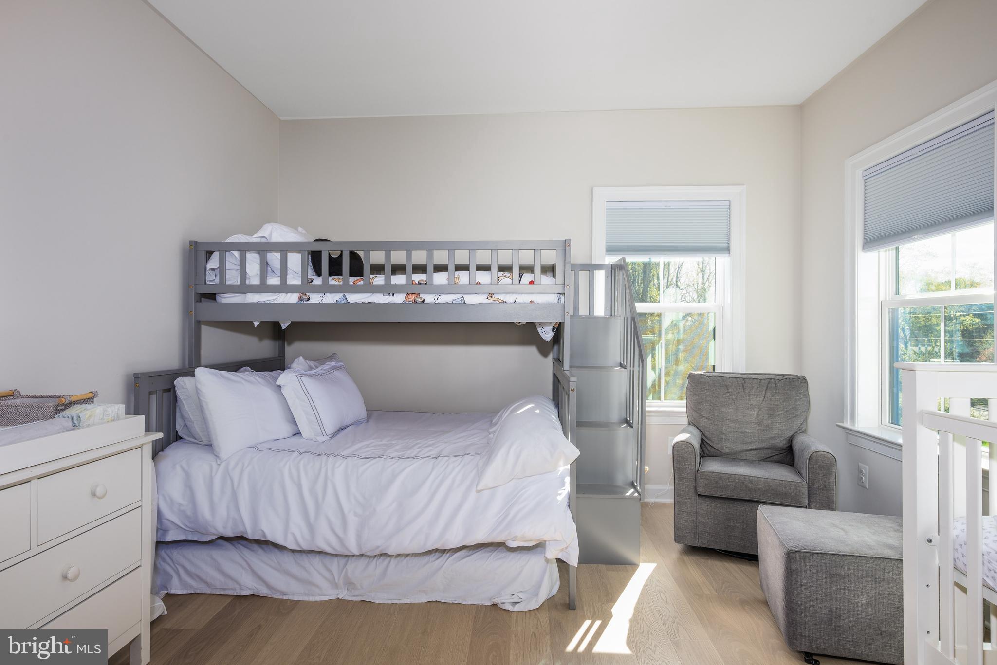 DARNESTOWN OUTSIDE - Residential