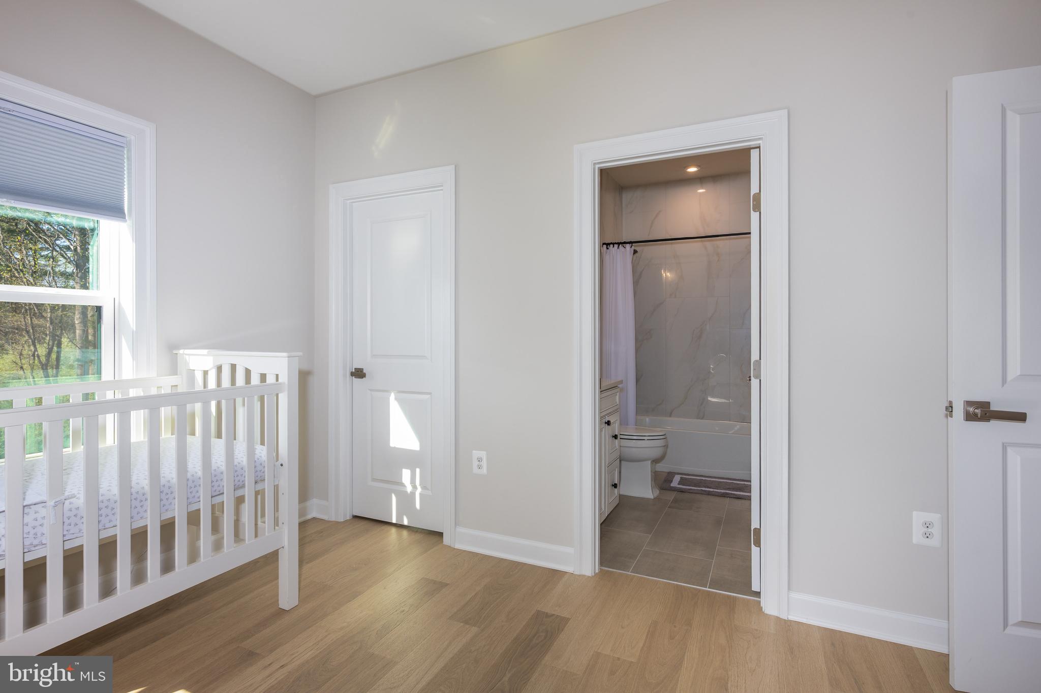 DARNESTOWN OUTSIDE - Residential