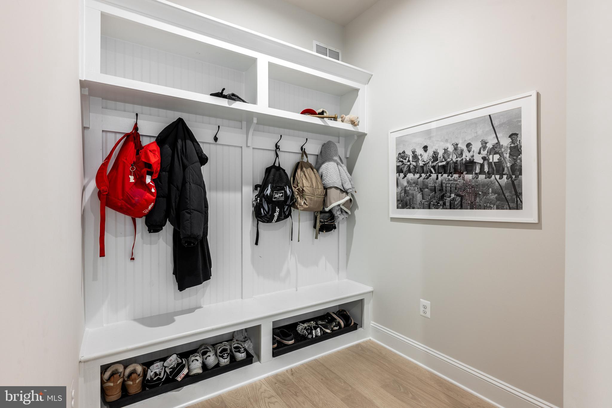 DARNESTOWN OUTSIDE - Residential