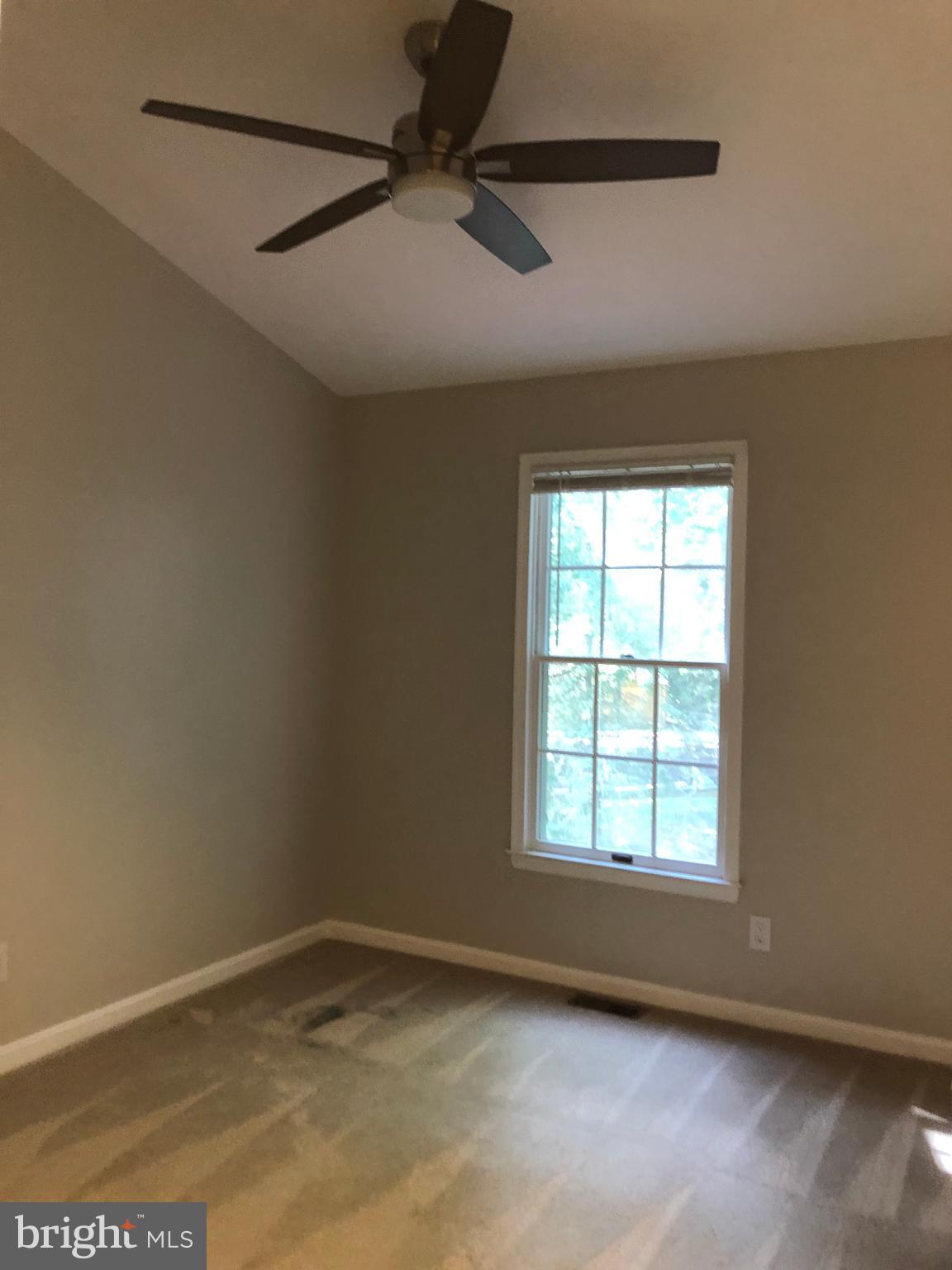 BRITFORD - Residential Lease