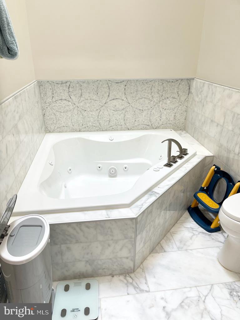 BRITFORD - Residential Lease