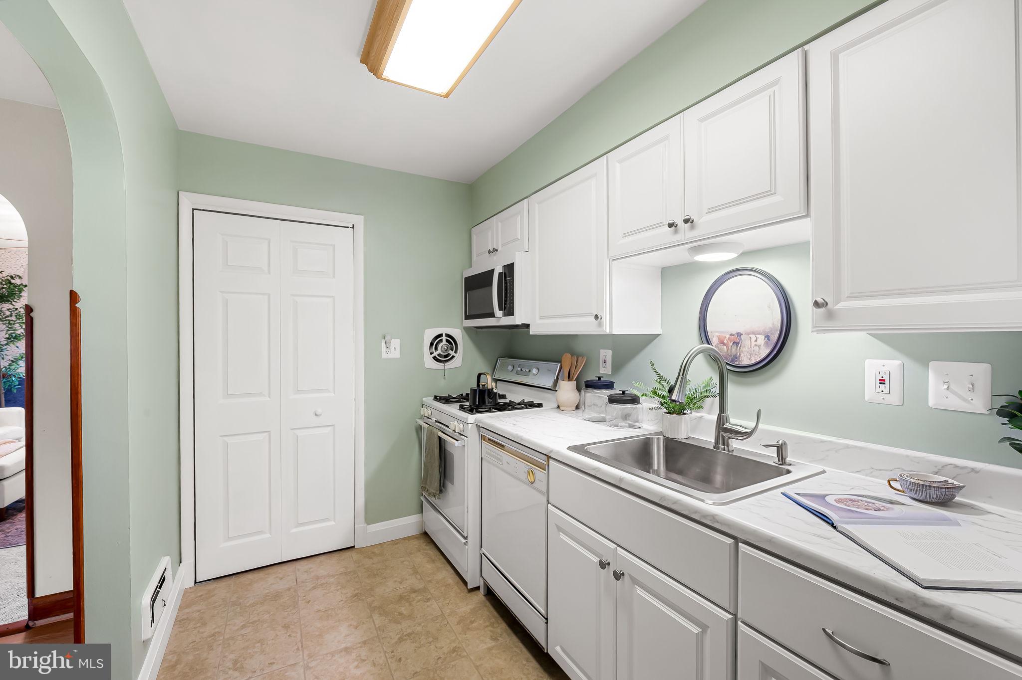 HARFORD HILLS - Residential