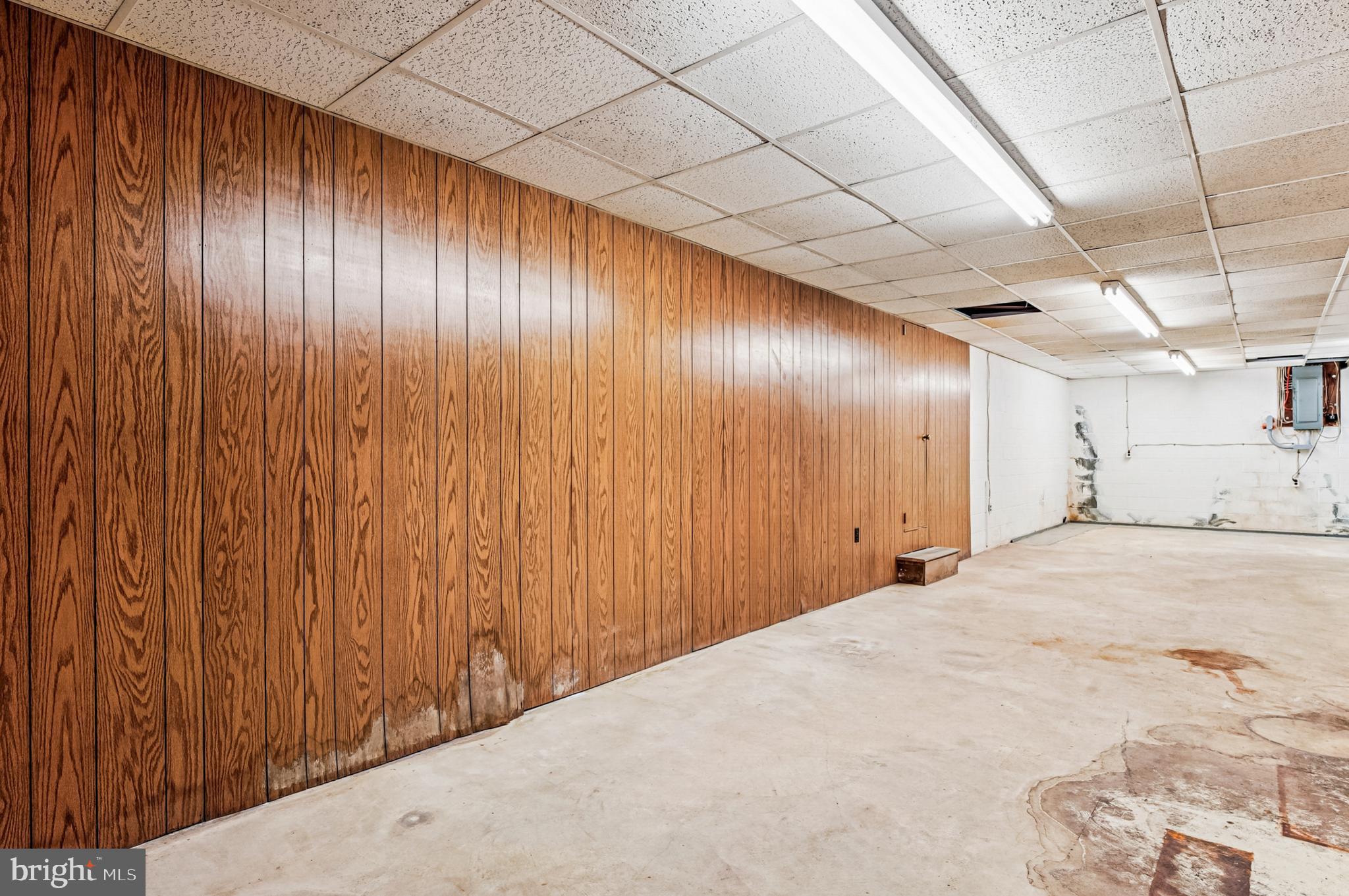 TRACYS LANDING - Residential