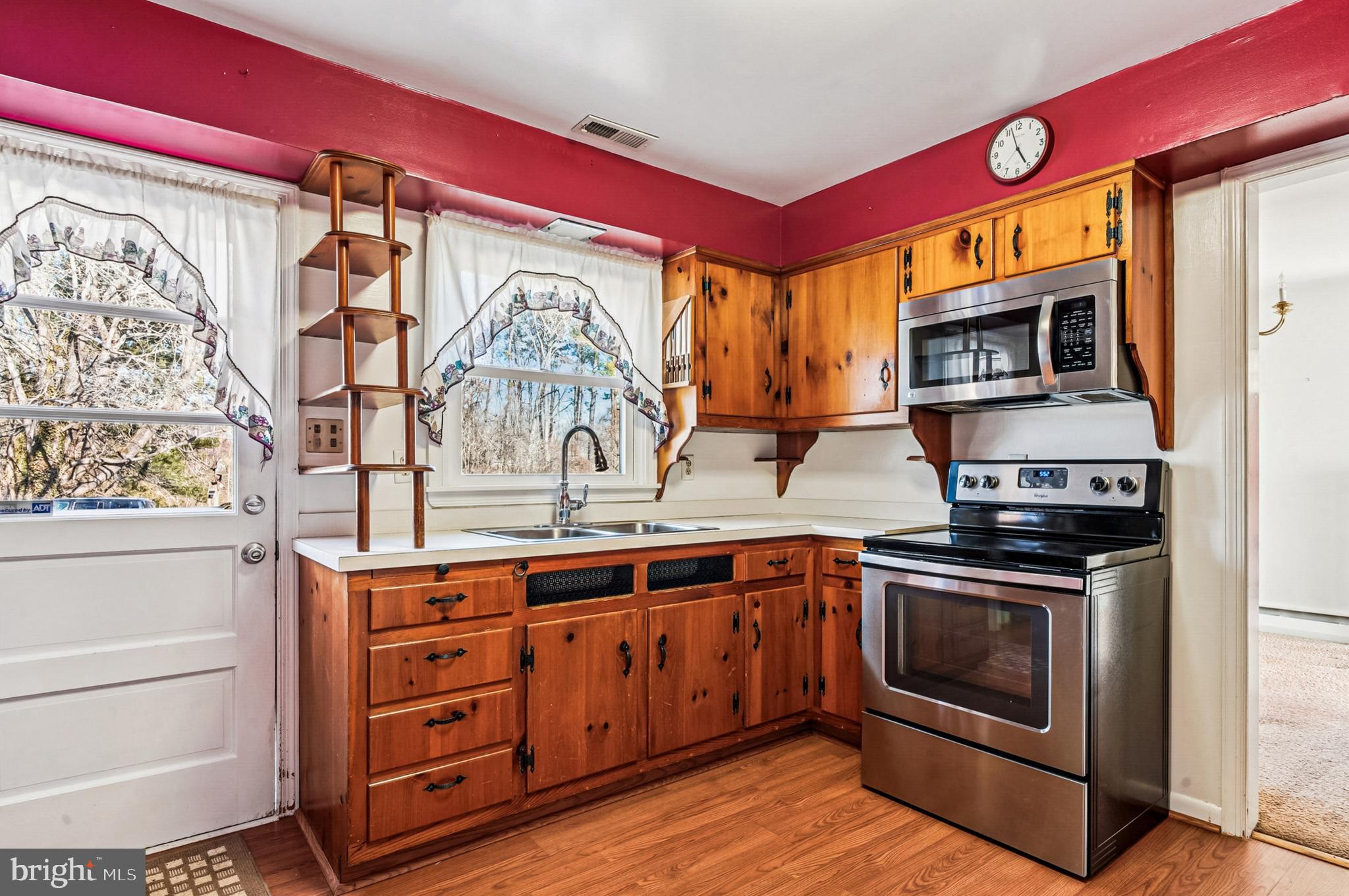 TRACYS LANDING - Residential