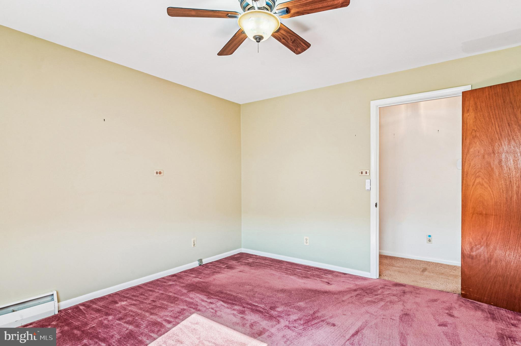 TRACYS LANDING - Residential