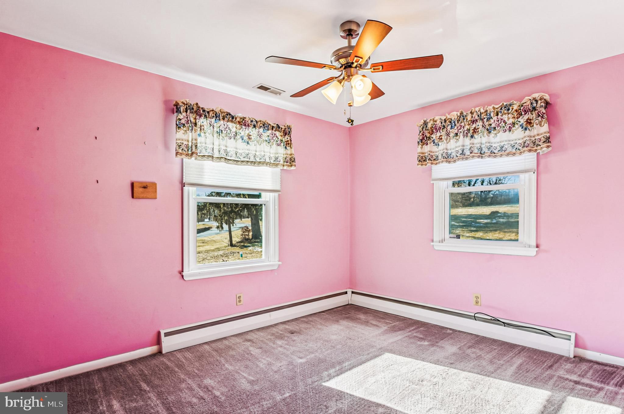 TRACYS LANDING - Residential