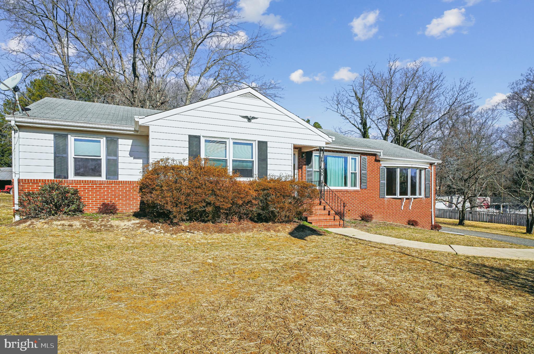 TRACYS LANDING - Residential