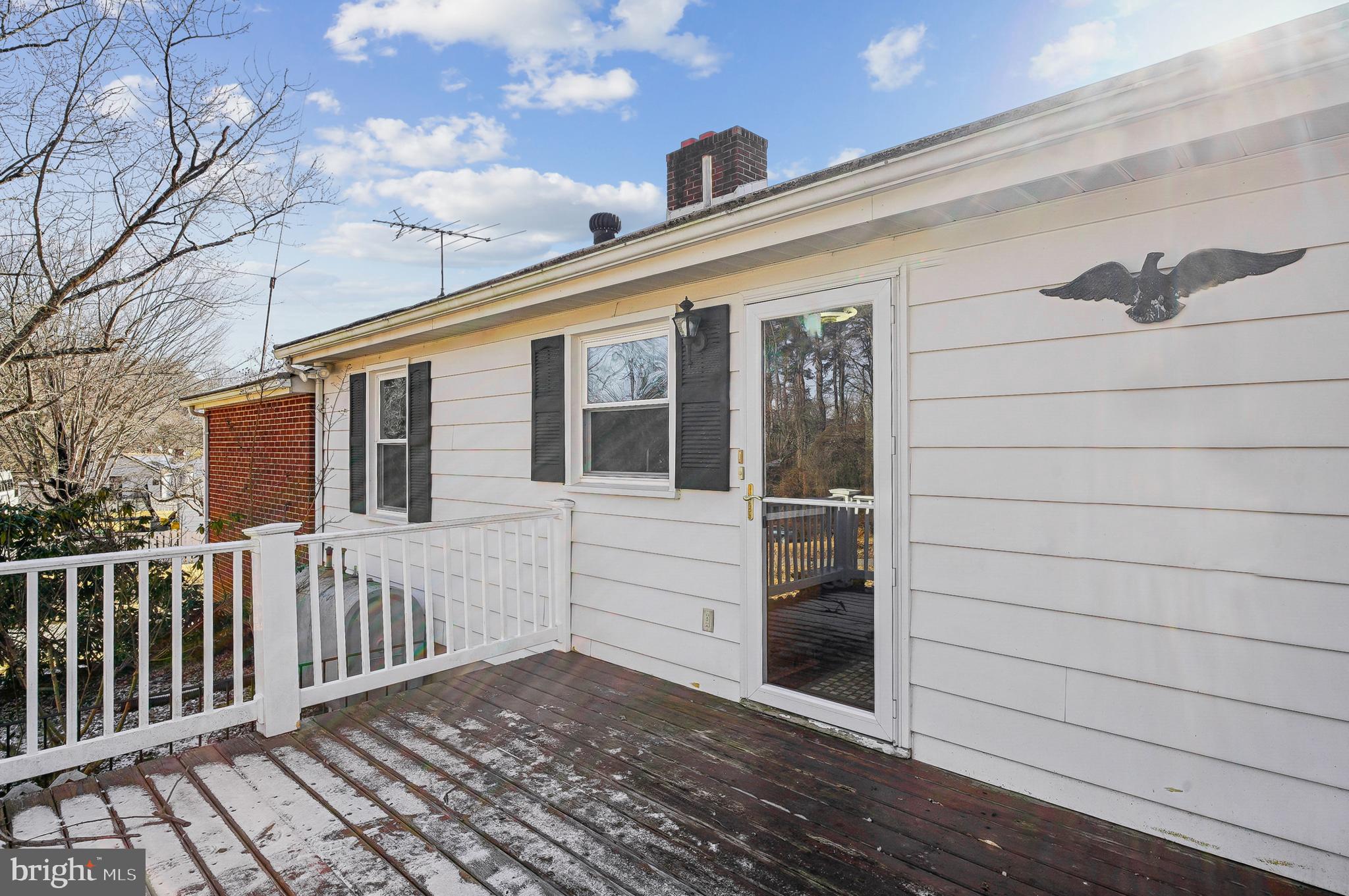 TRACYS LANDING - Residential