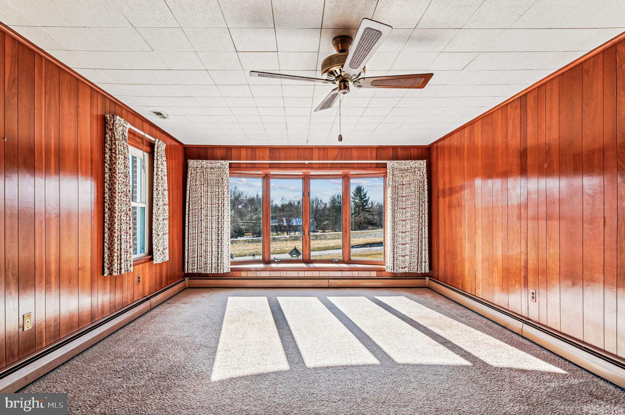 TRACYS LANDING - Residential