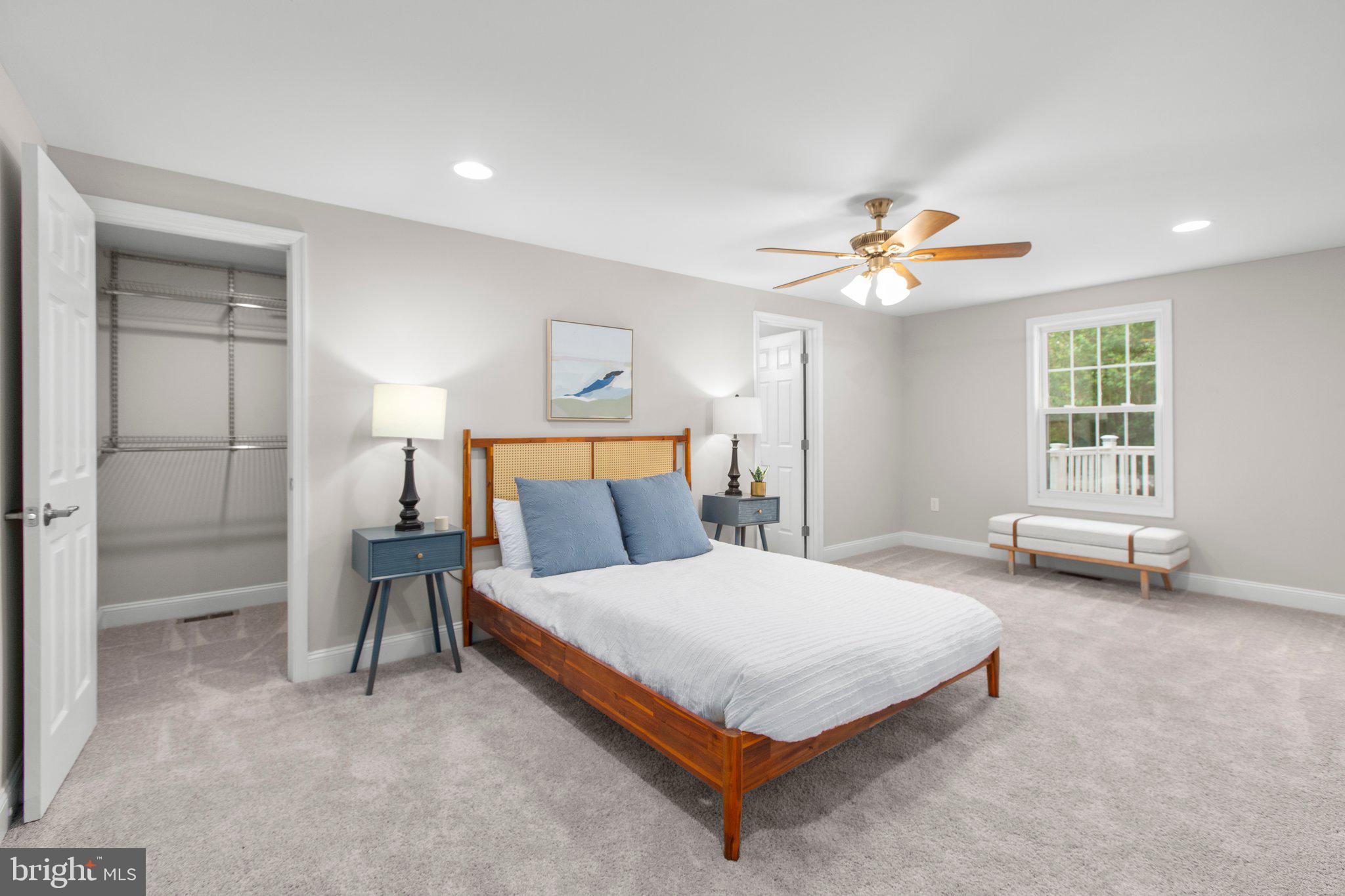 SHADOW WOODS - Residential