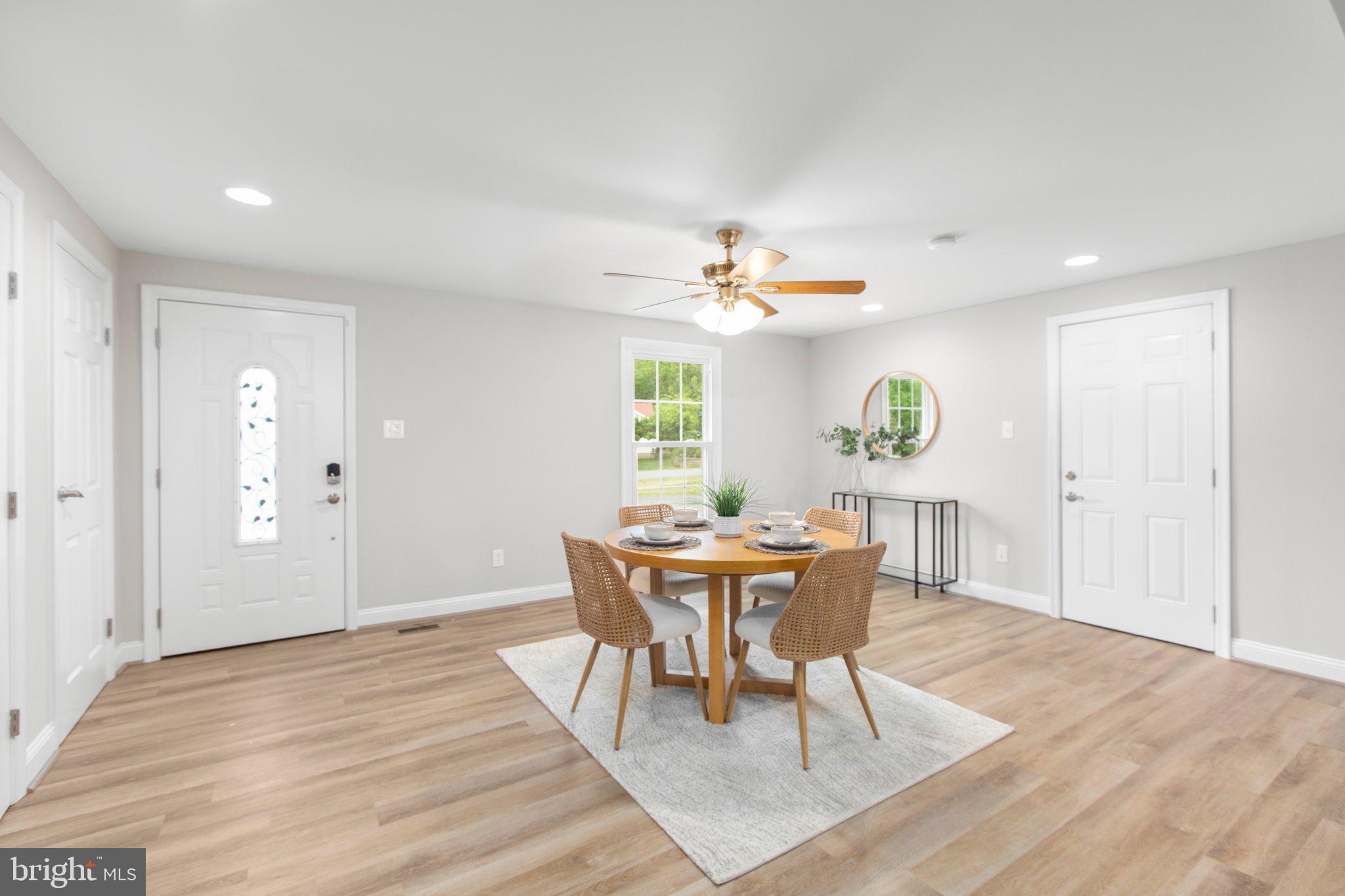 SHADOW WOODS - Residential