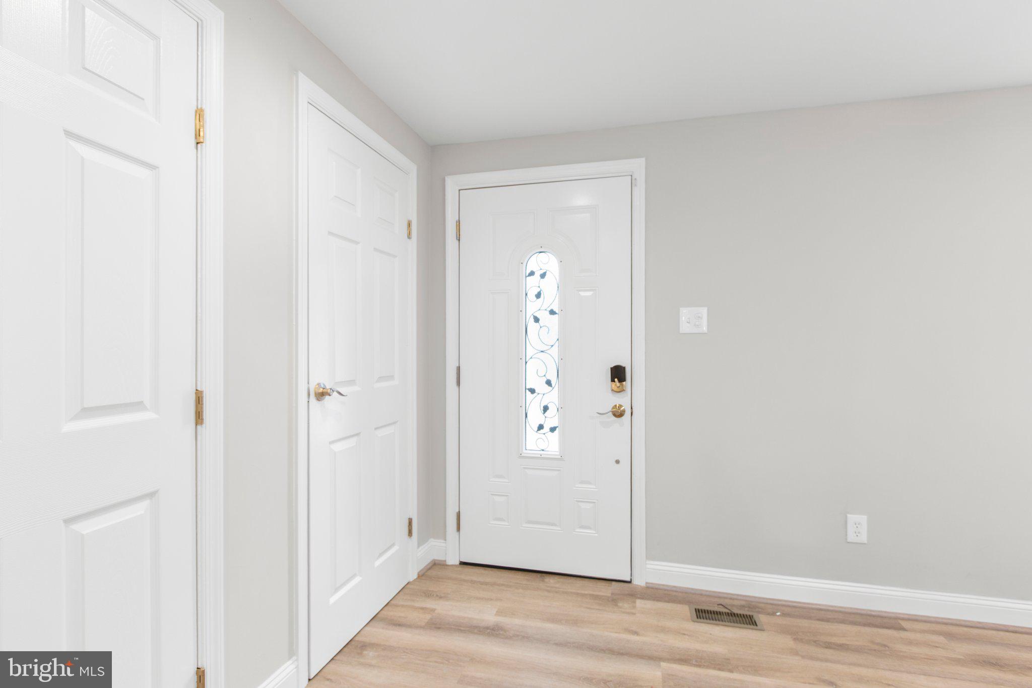 SHADOW WOODS - Residential