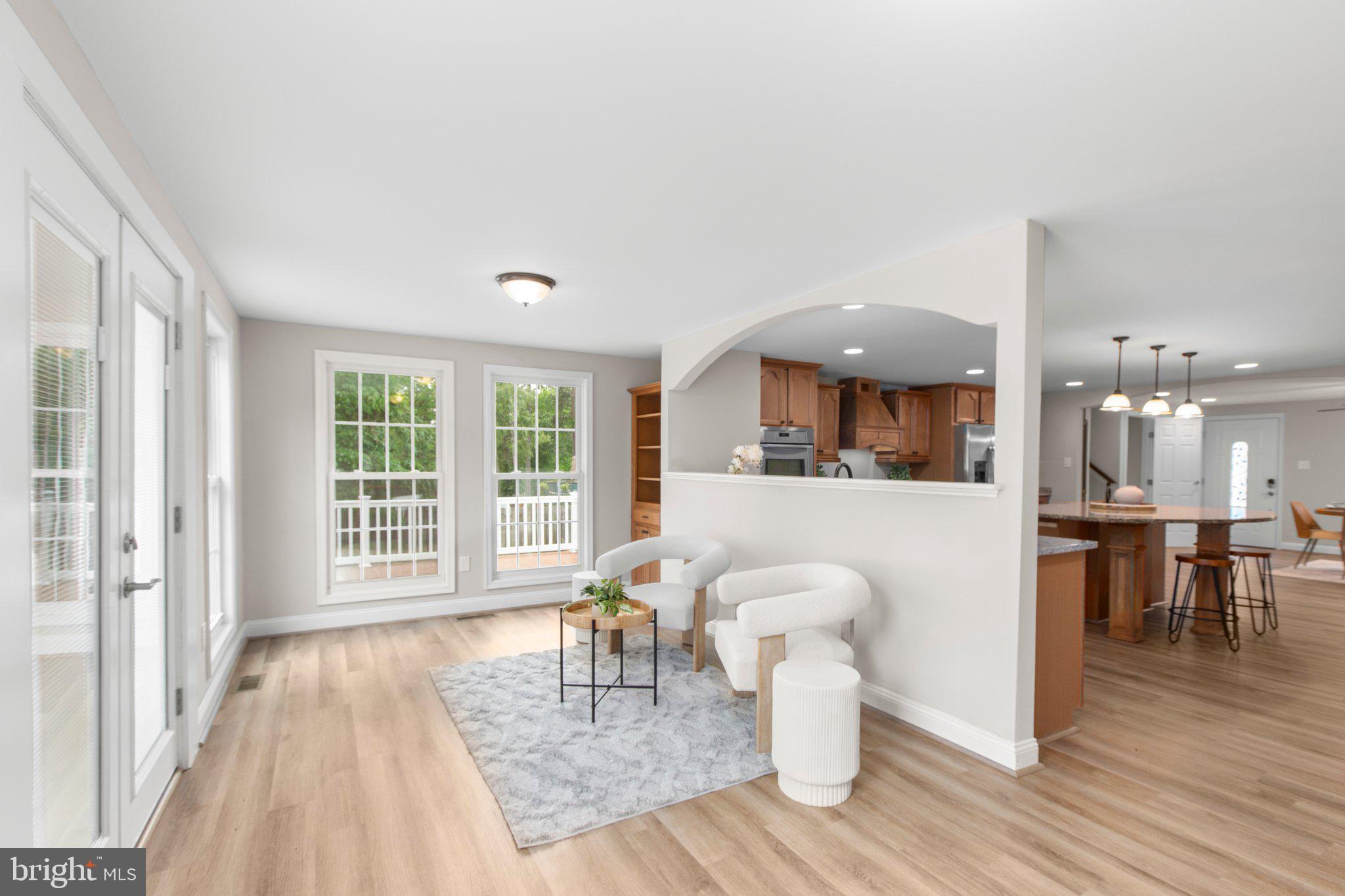 SHADOW WOODS - Residential