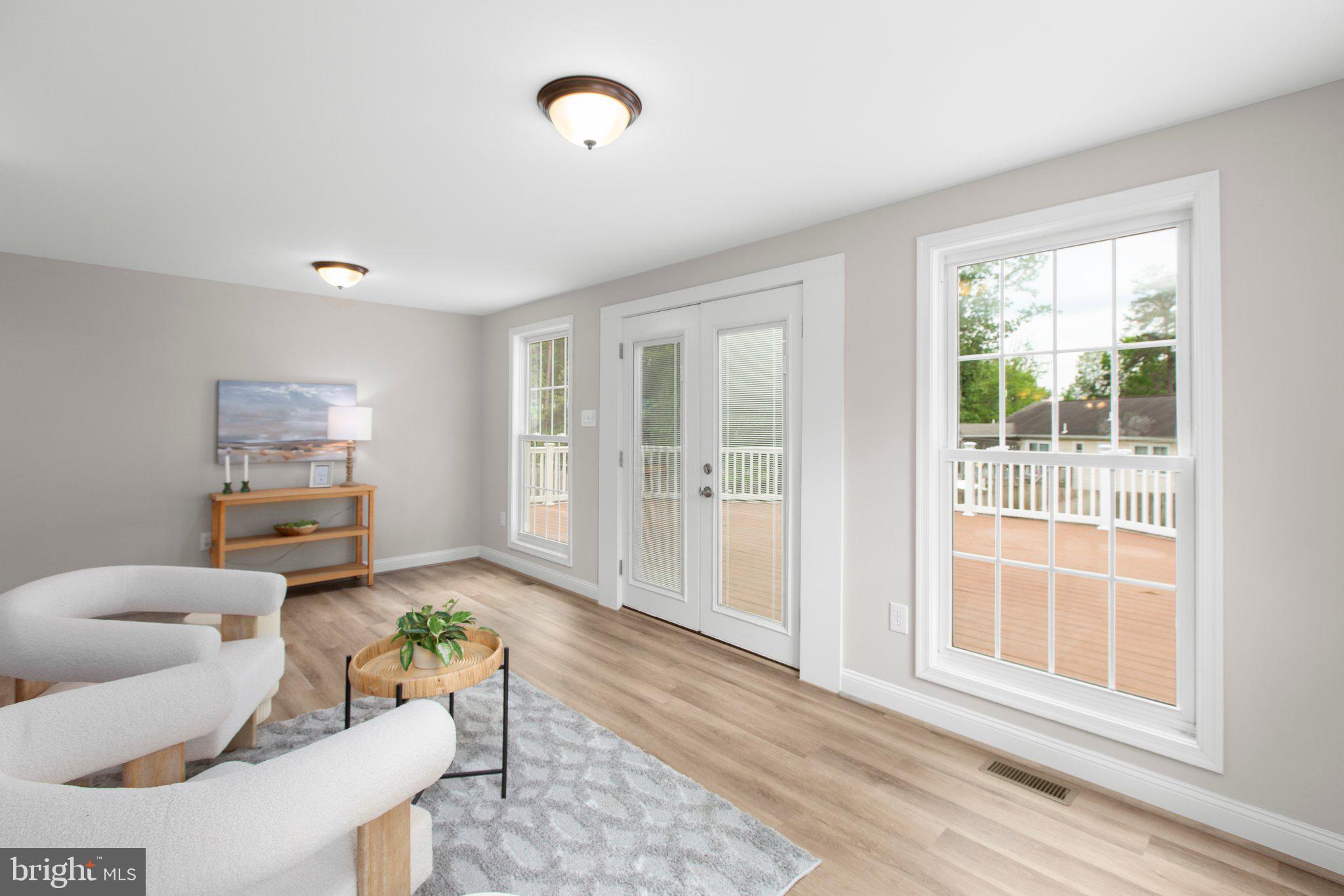 SHADOW WOODS - Residential