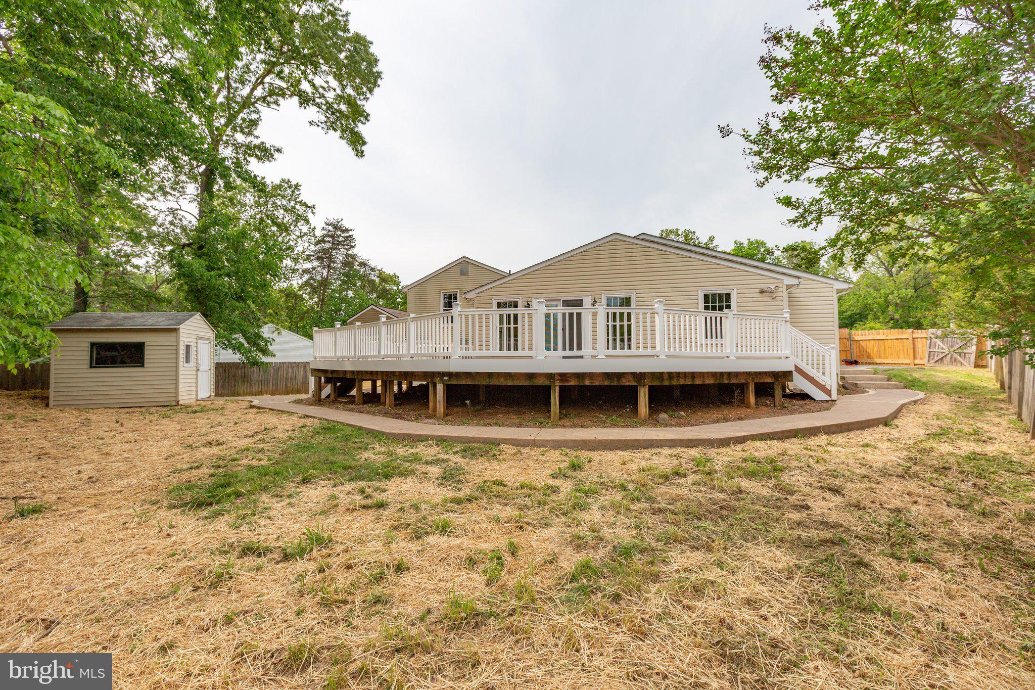 SHADOW WOODS - Residential