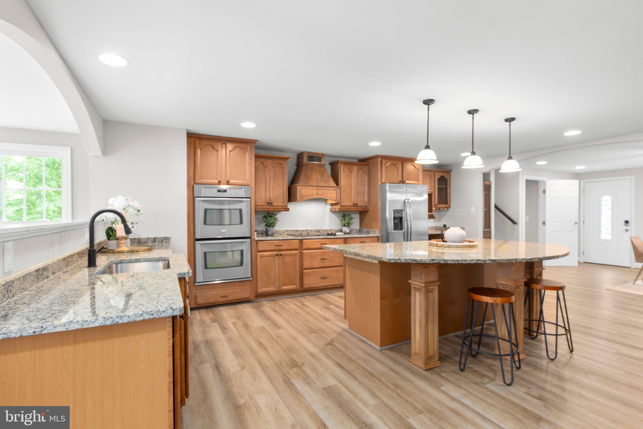 SHADOW WOODS - Residential