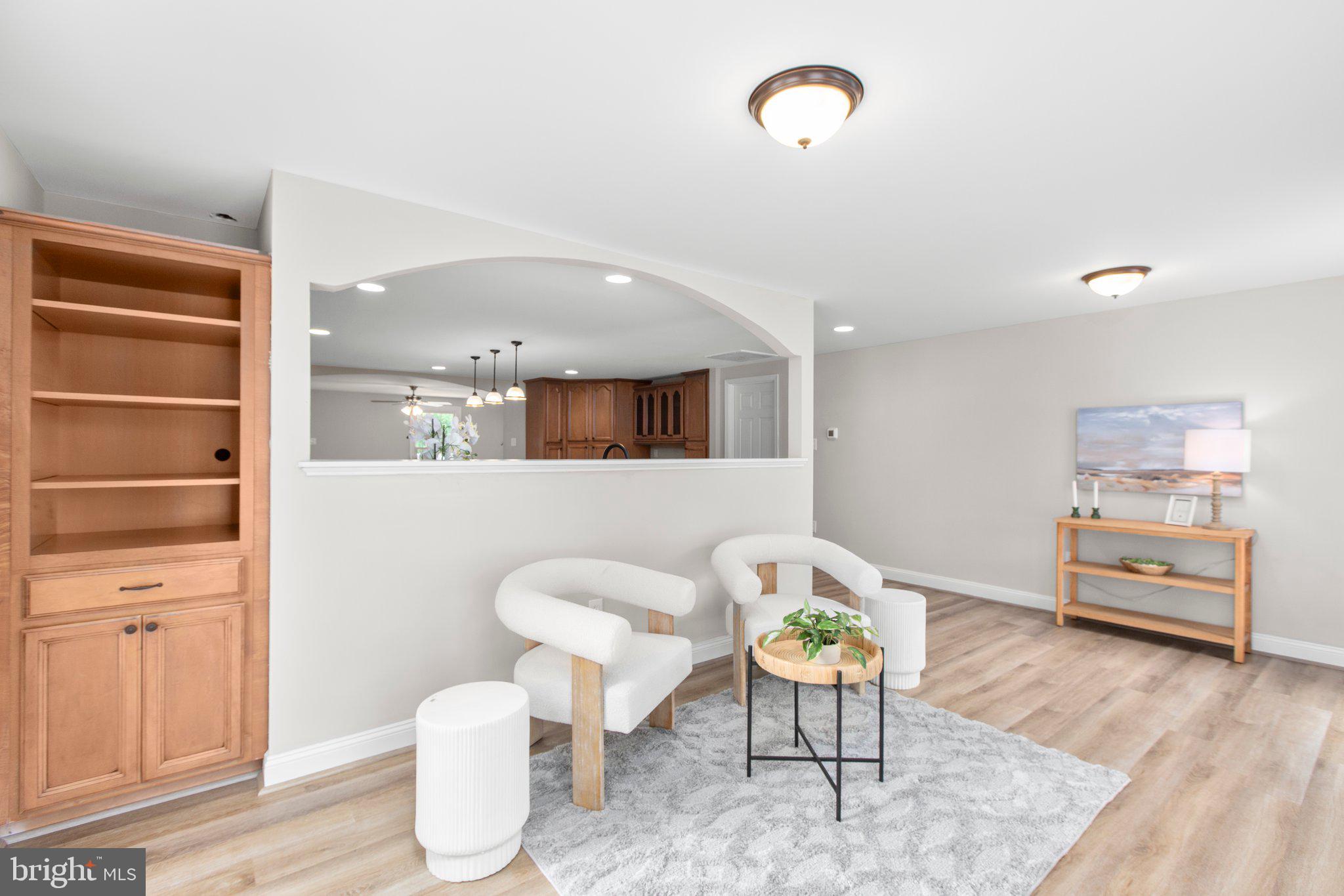 SHADOW WOODS - Residential