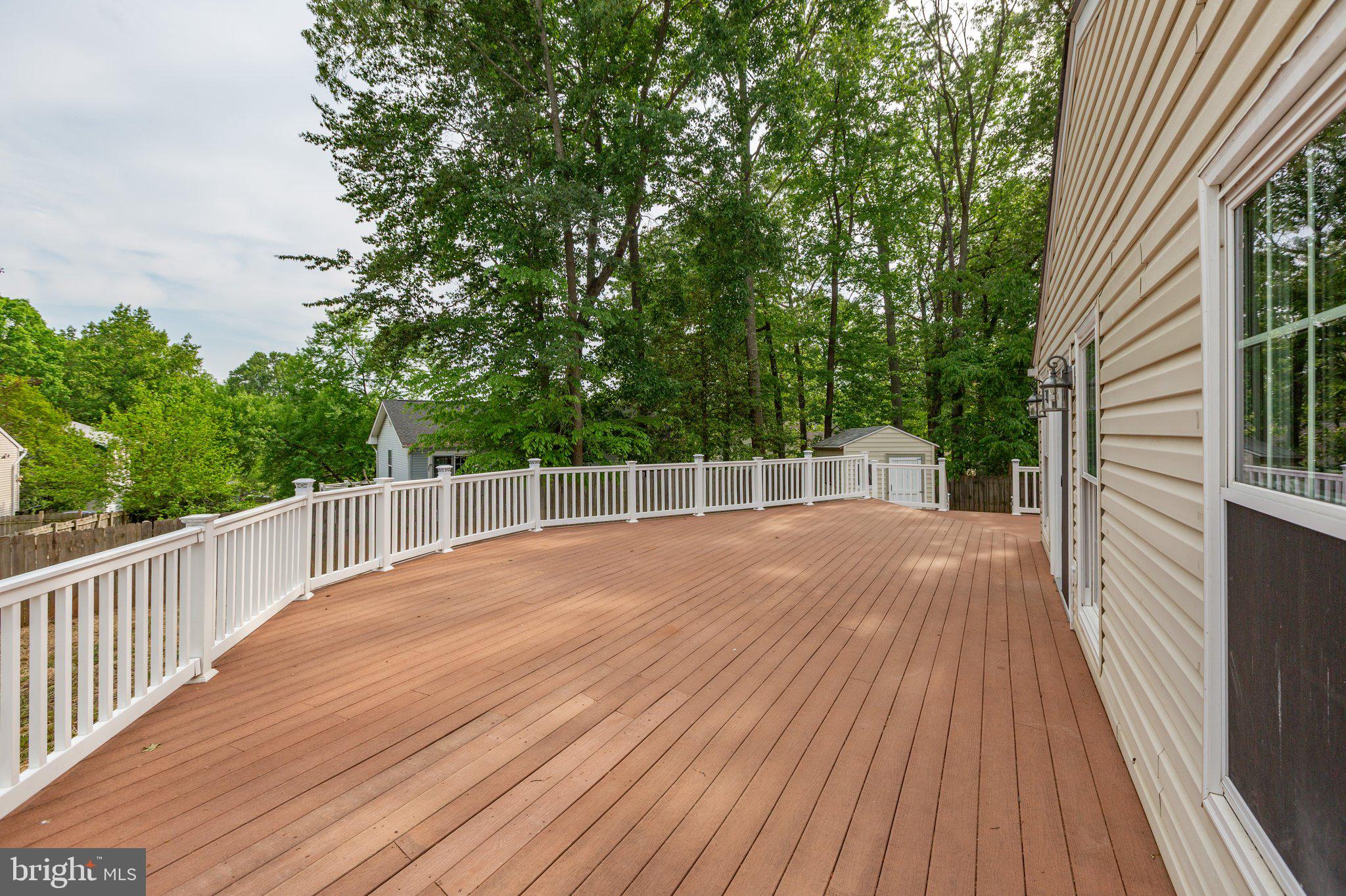 SHADOW WOODS - Residential