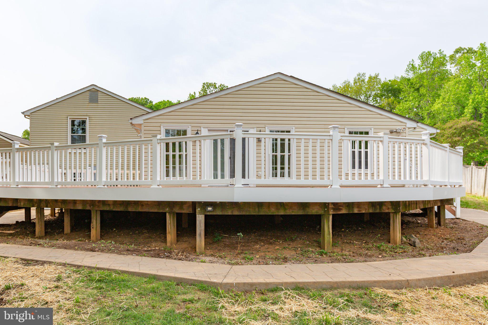 SHADOW WOODS - Residential