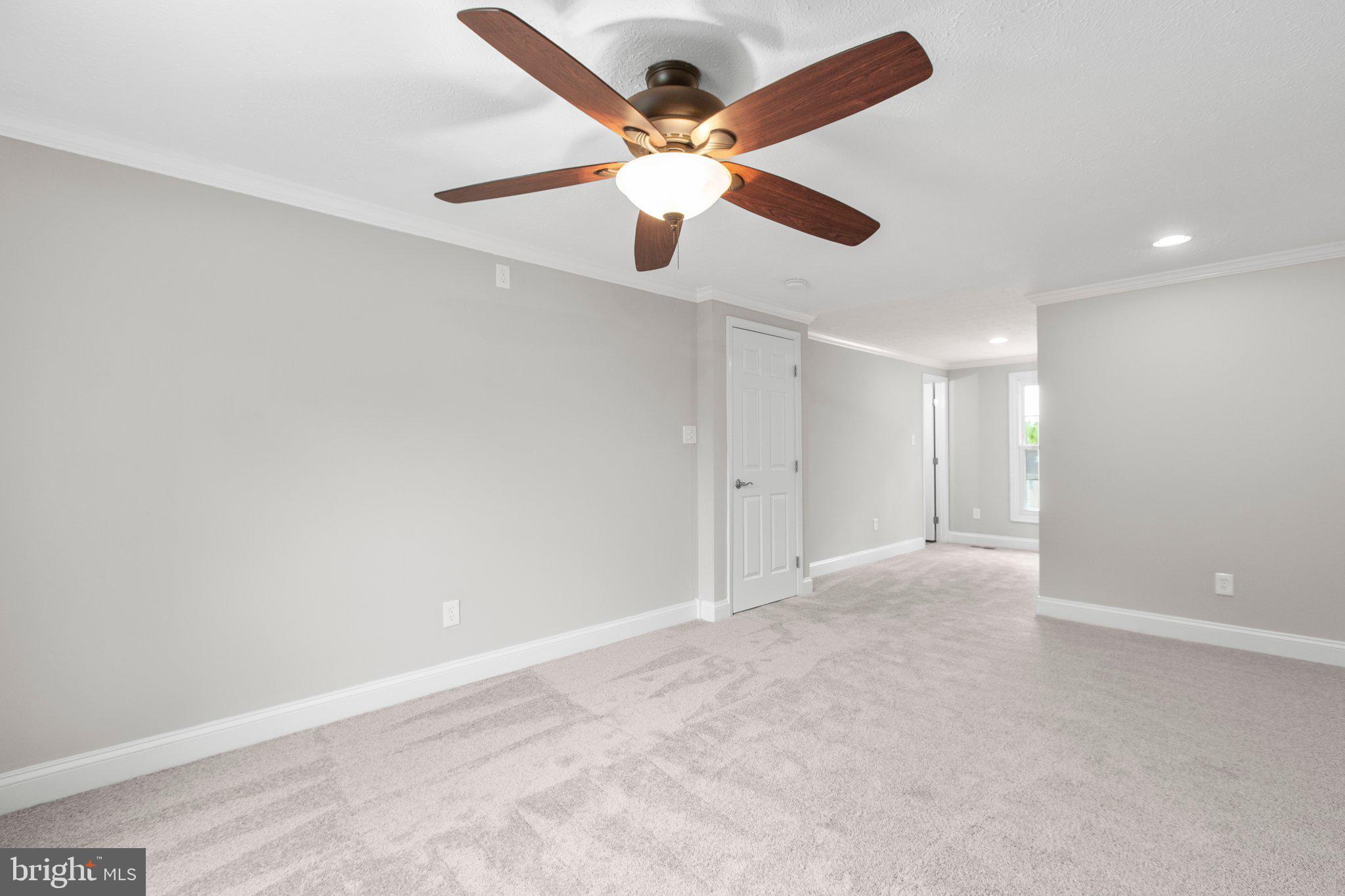 SHADOW WOODS - Residential