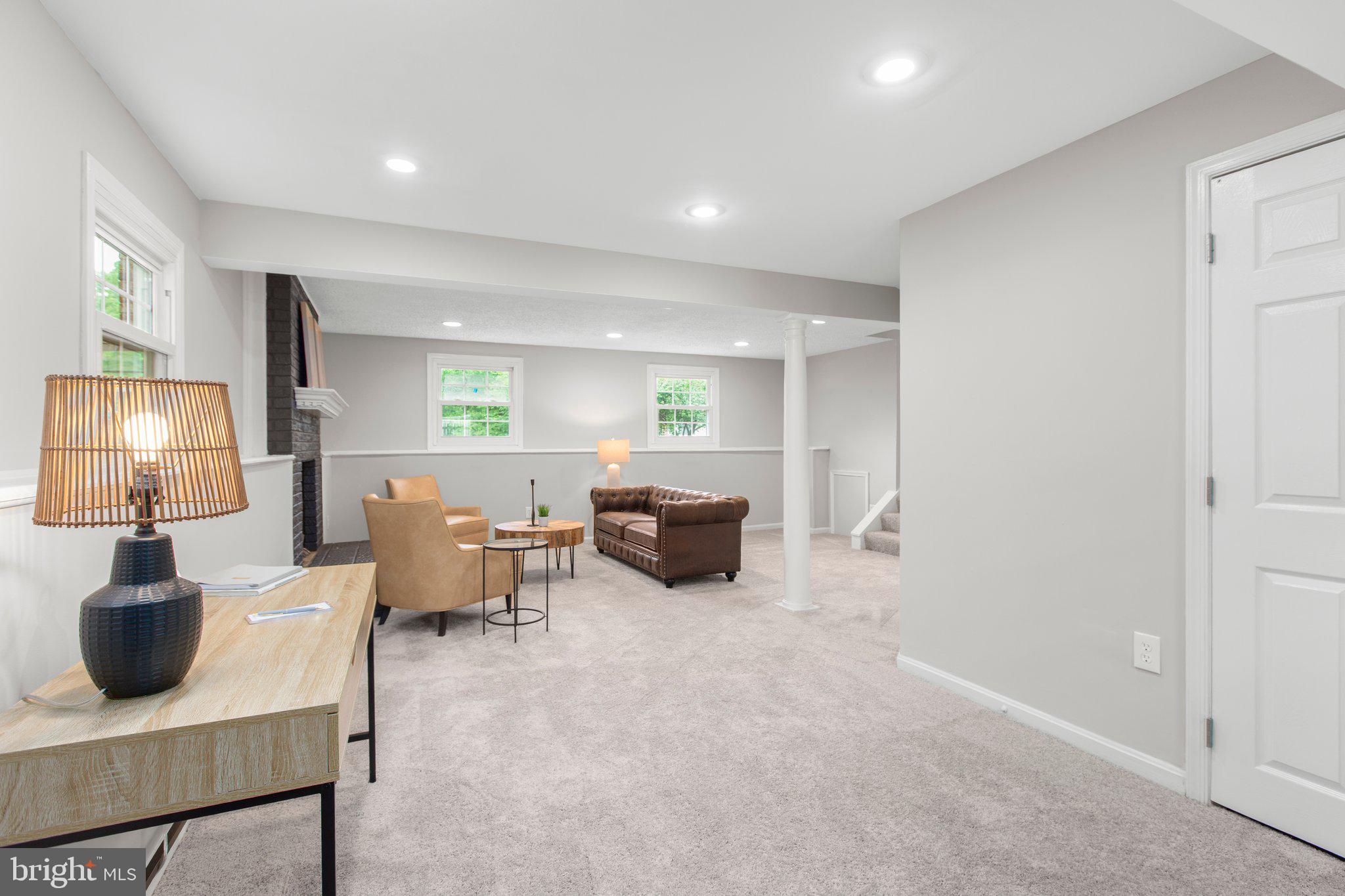 SHADOW WOODS - Residential