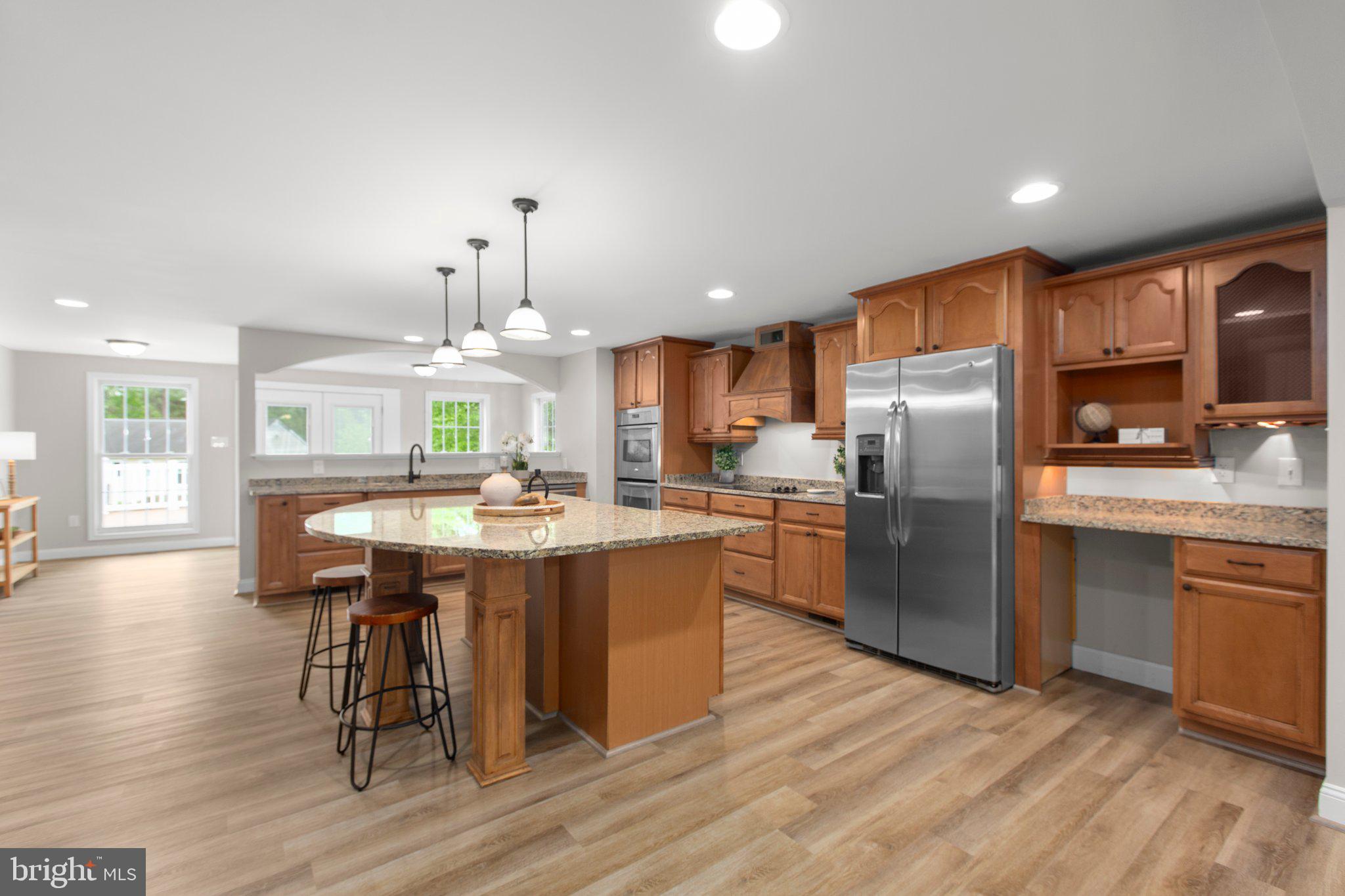 SHADOW WOODS - Residential