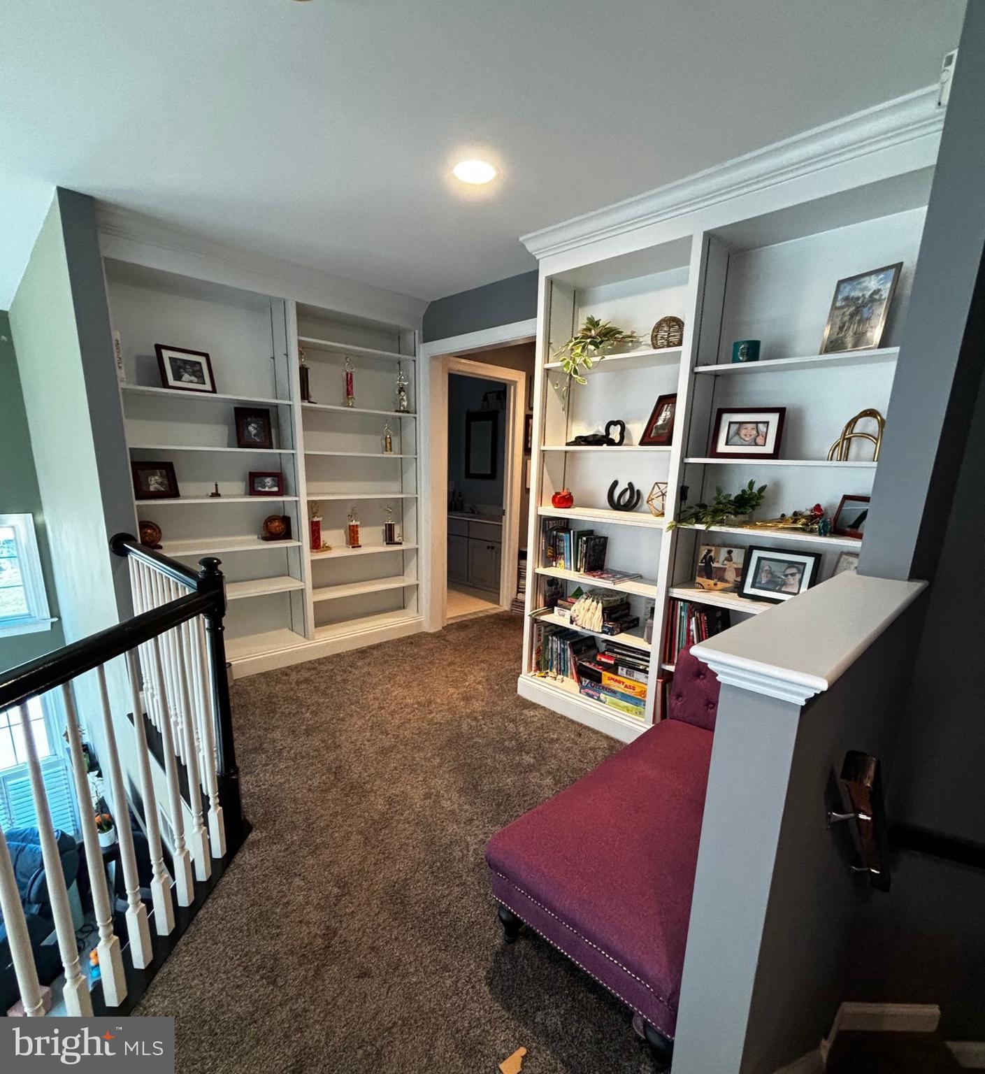 SUTTON WOODS - Residential