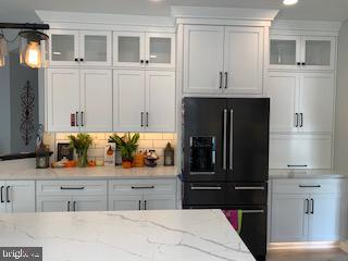 SUTTON WOODS - Residential