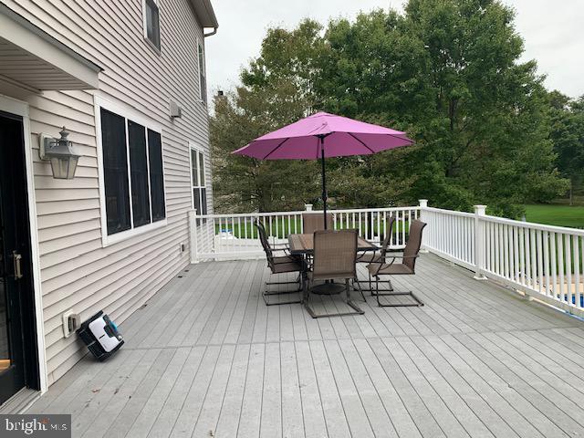 SUTTON WOODS - Residential