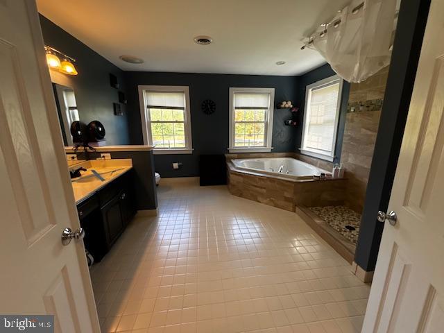 SUTTON WOODS - Residential