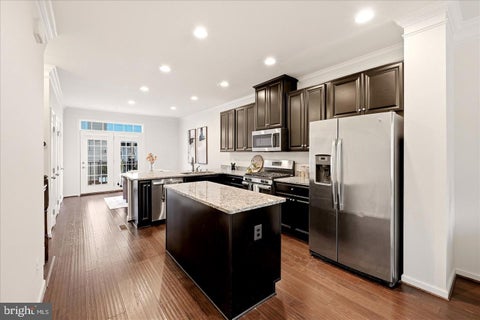 Photo of 276 SE Train Whistle Terrace SE, LEESBURG, VA 20175 (MLS # VALO2138178)