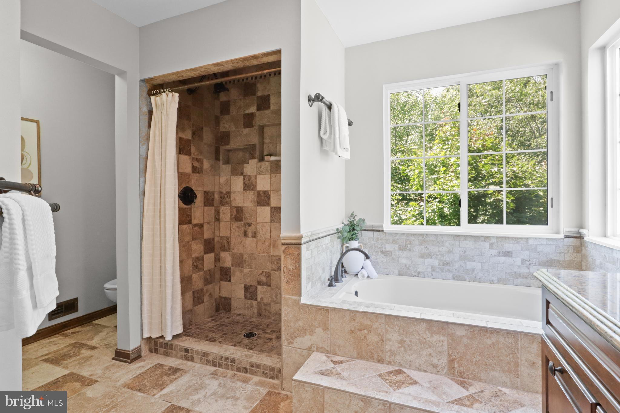 WAYSIDE VILLAGE - Residential