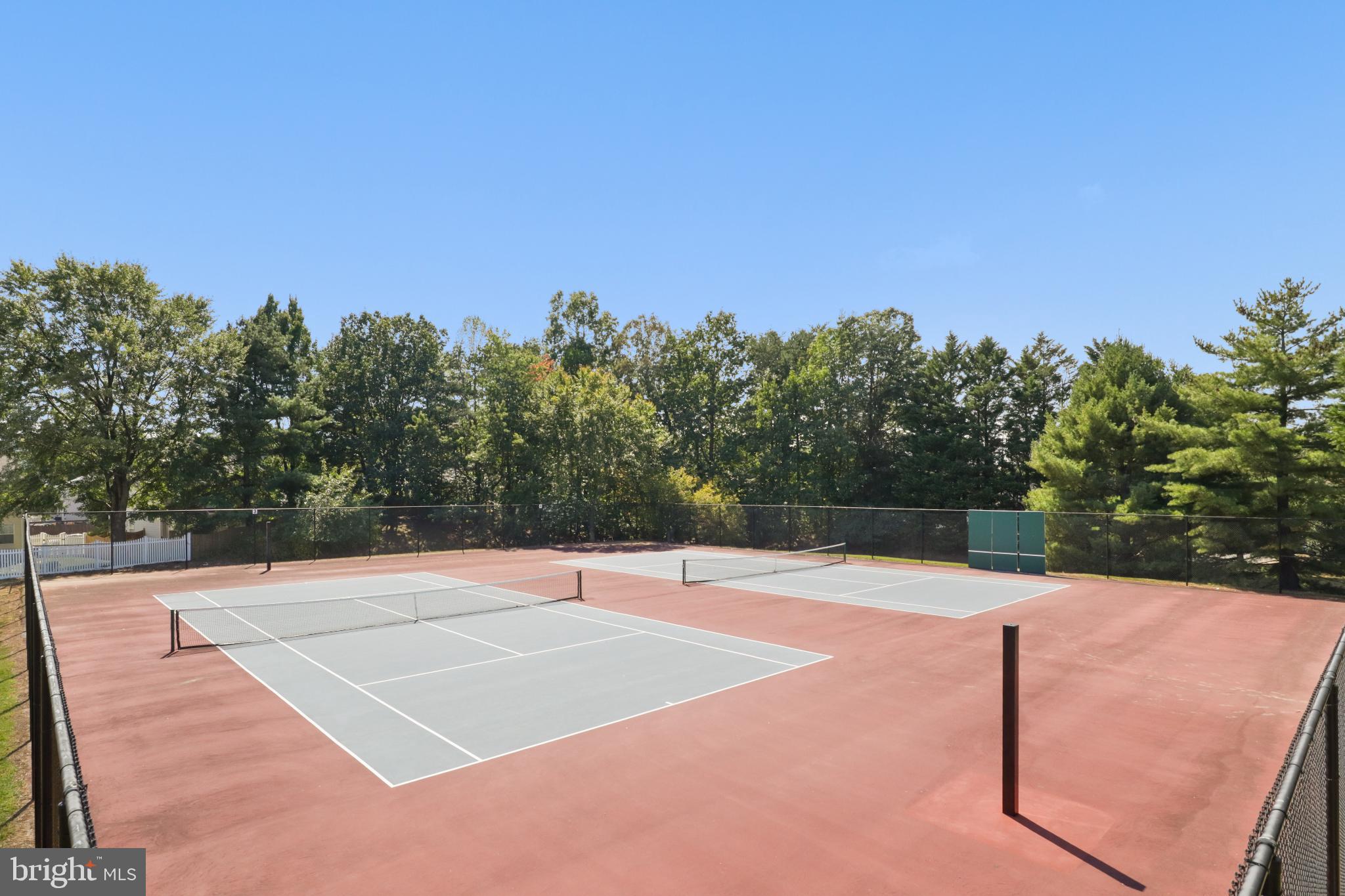 WAYSIDE VILLAGE - Residential