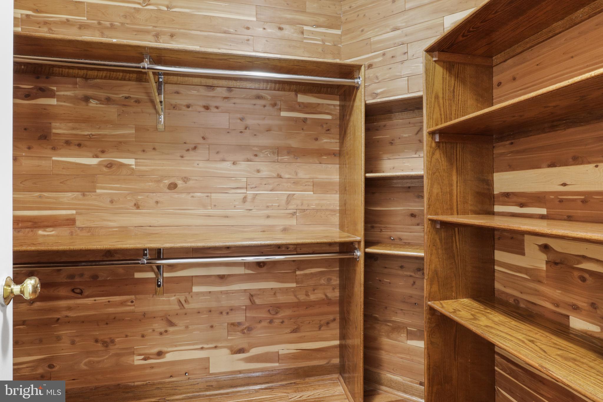 WAYSIDE VILLAGE - Residential