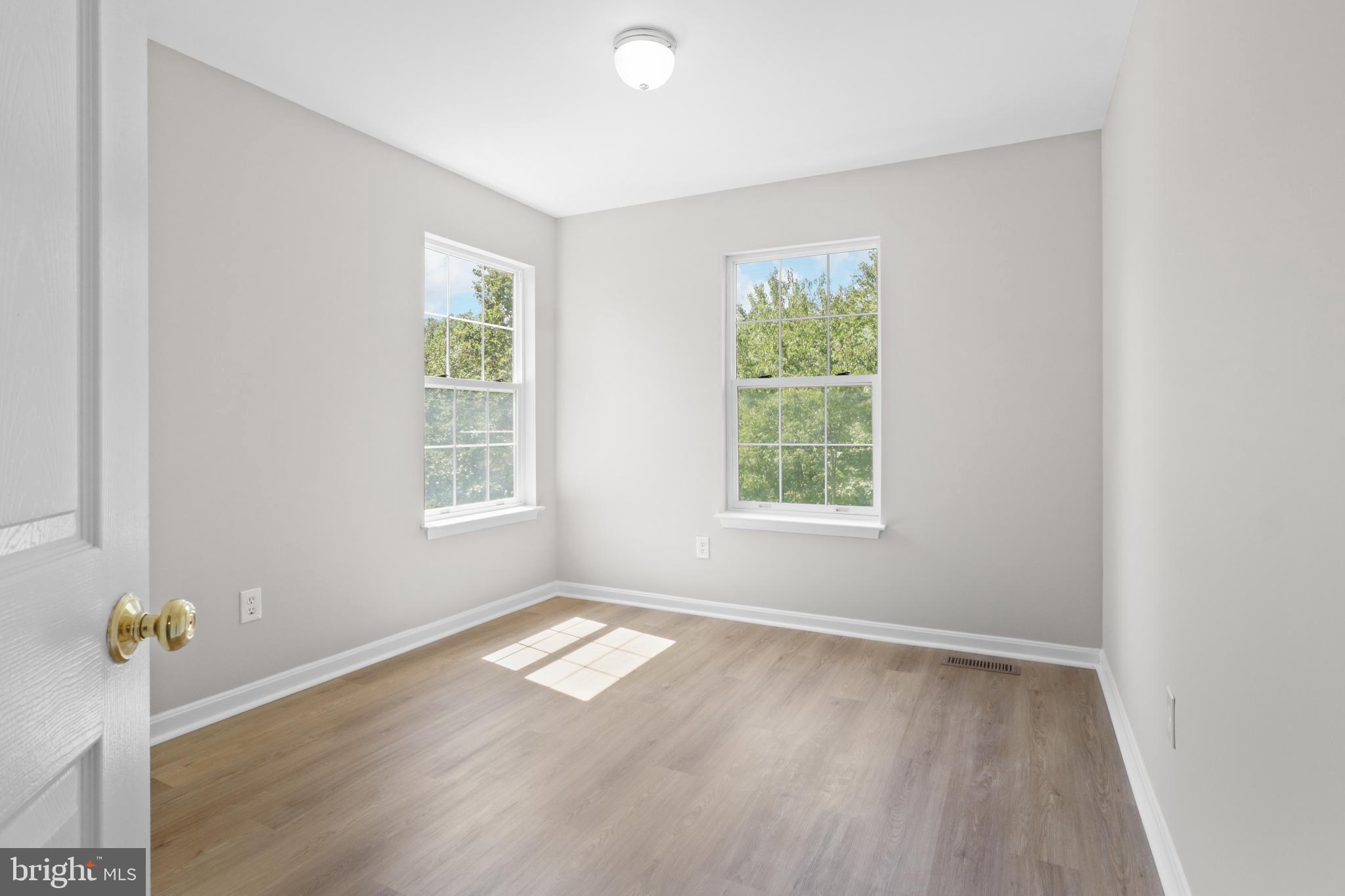 WAYSIDE VILLAGE - Residential