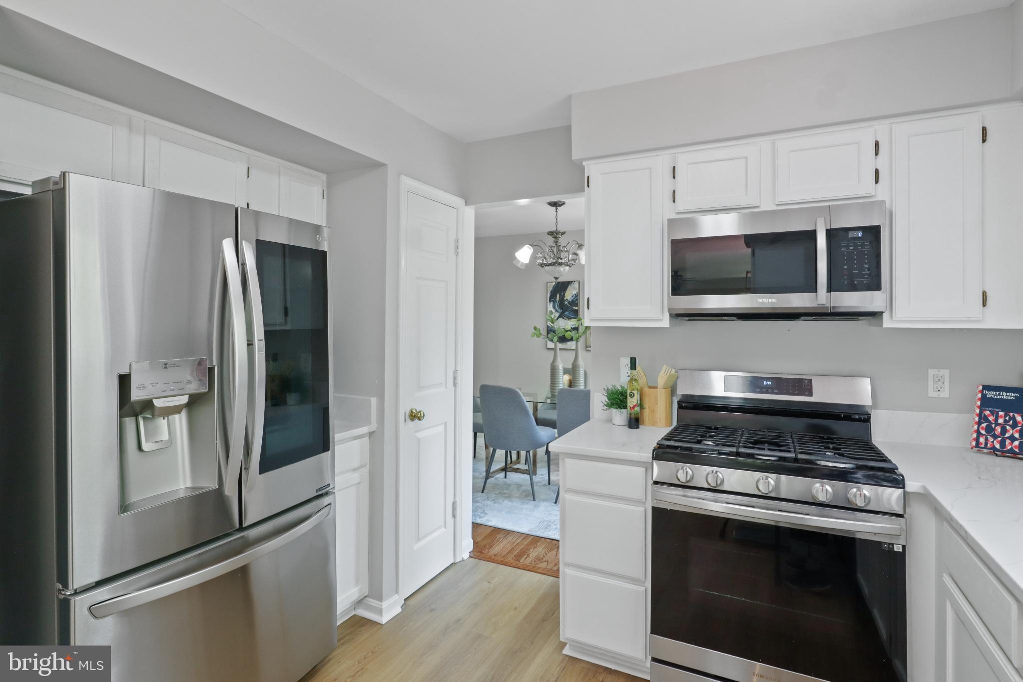 WAYSIDE VILLAGE - Residential