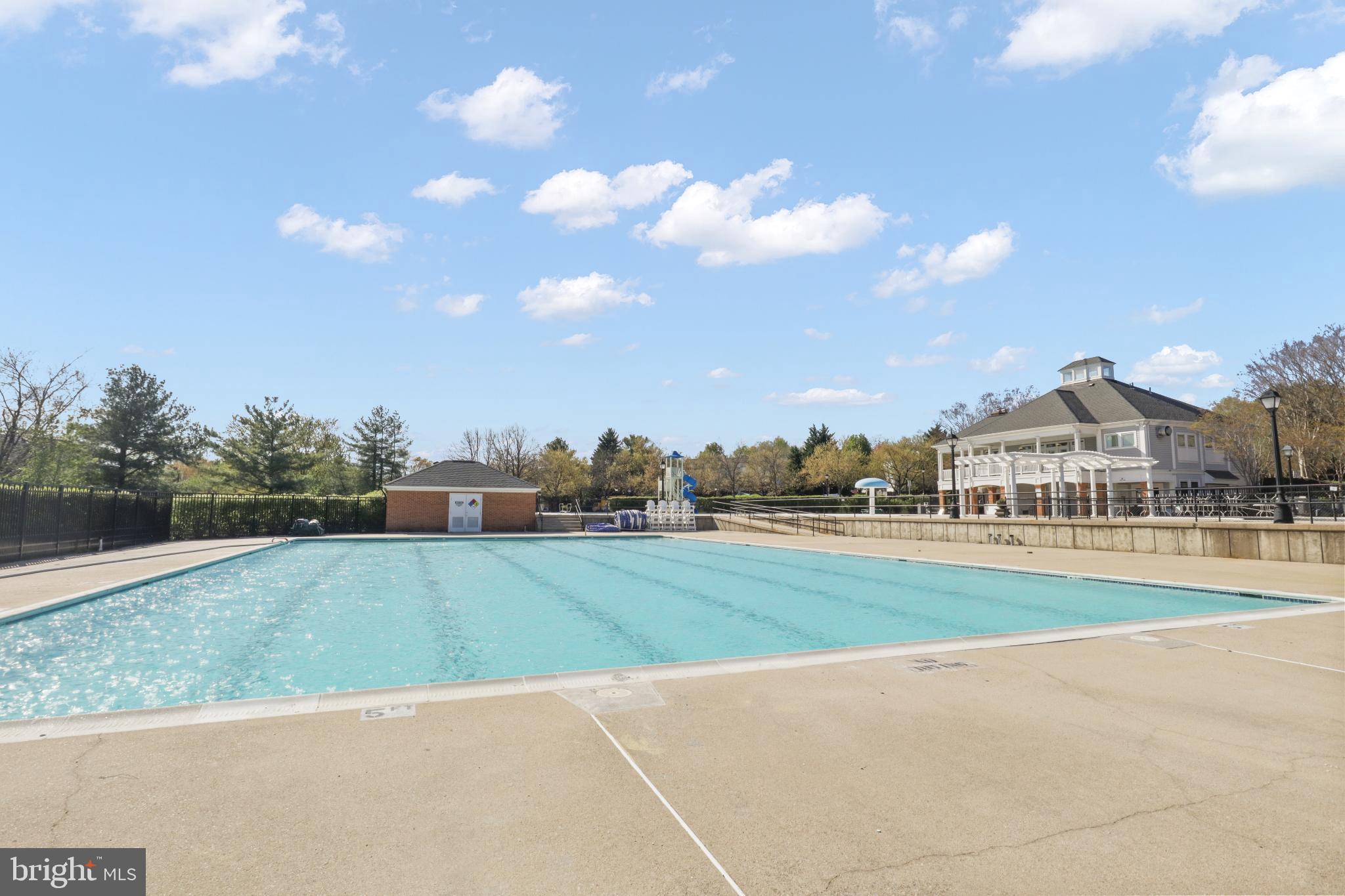 WAYSIDE VILLAGE - Residential