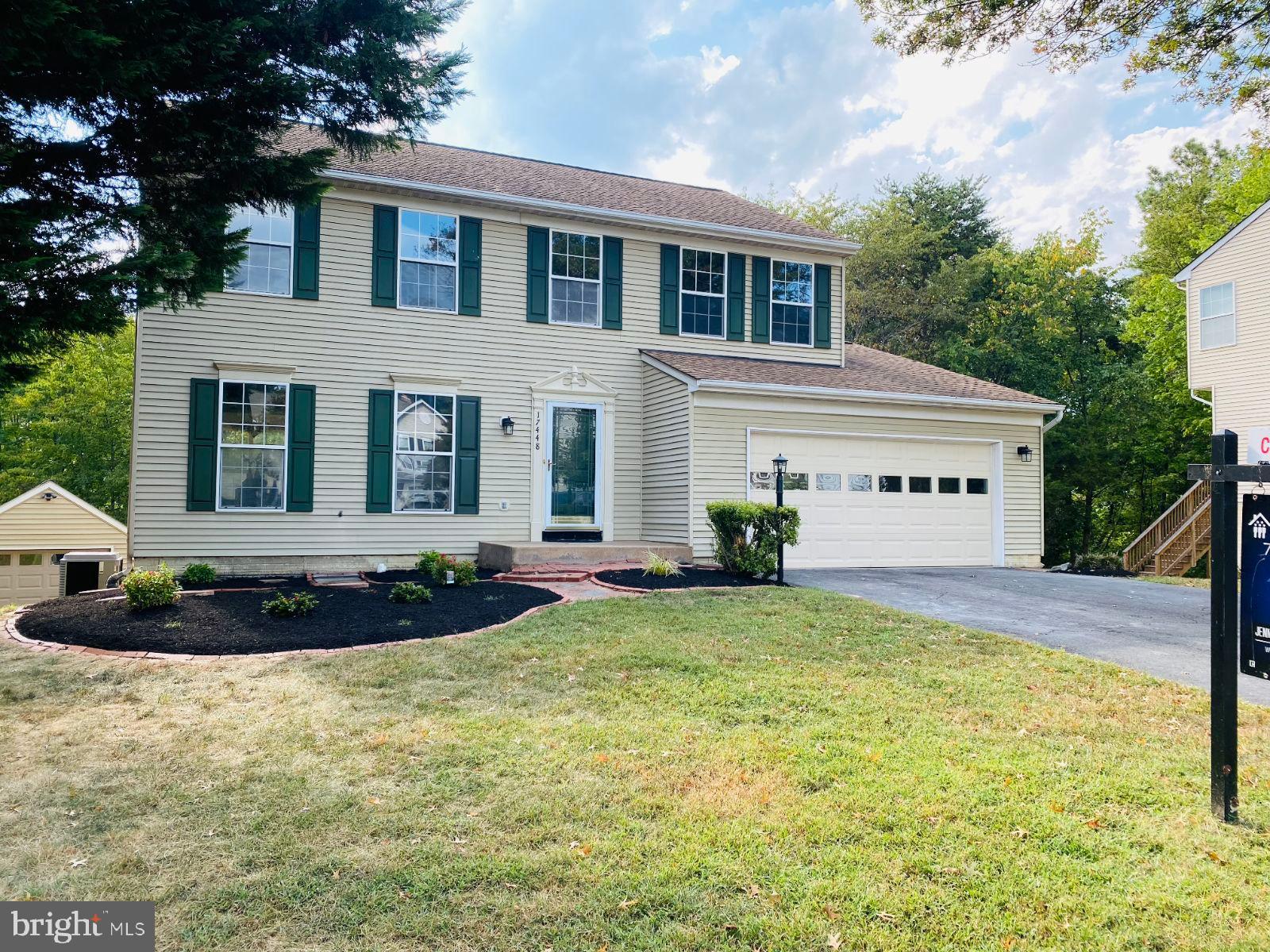 WAYSIDE VILLAGE - Residential