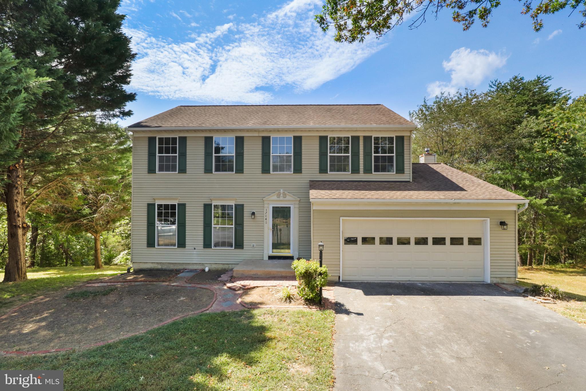 WAYSIDE VILLAGE - Residential