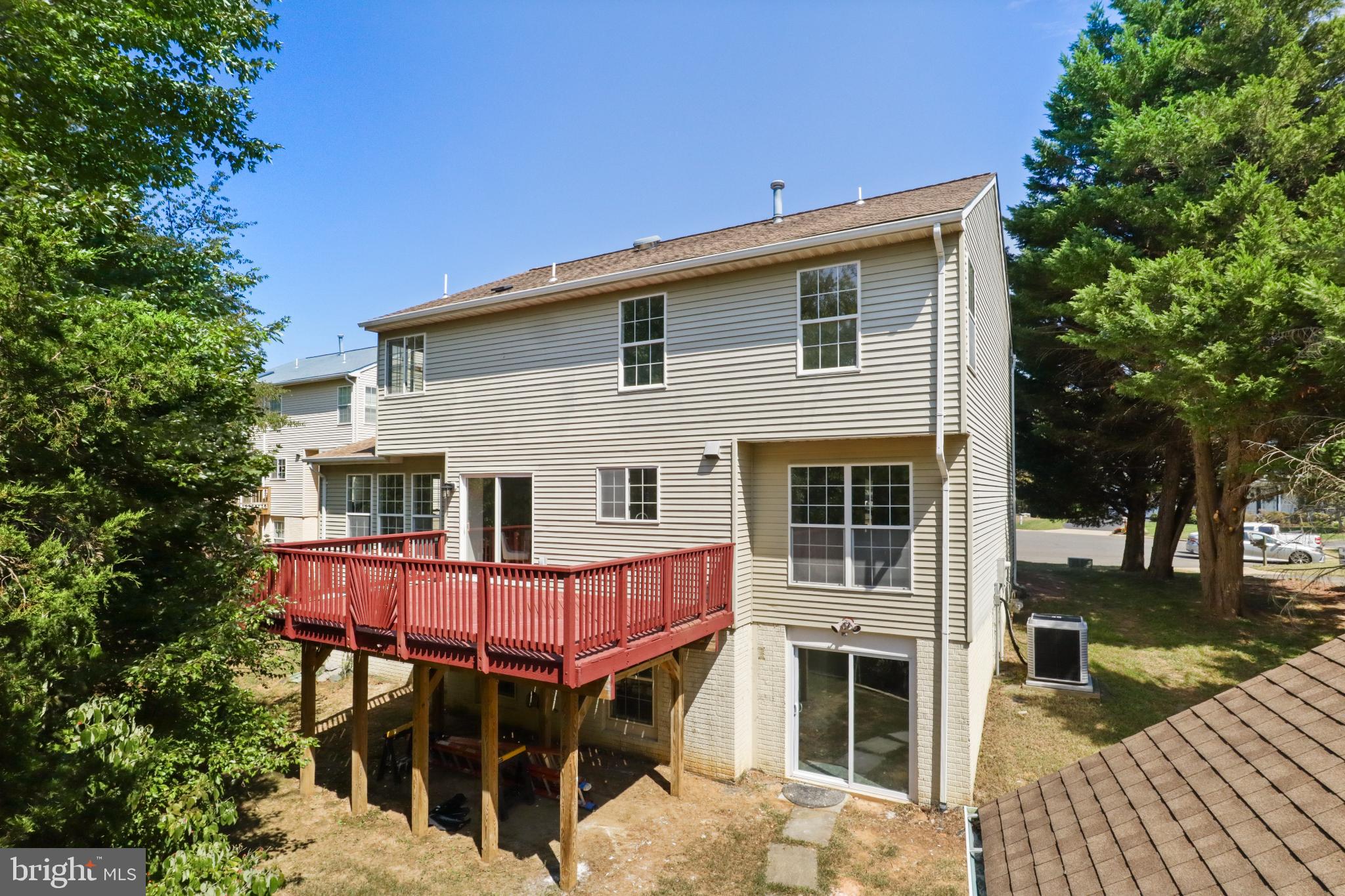 WAYSIDE VILLAGE - Residential