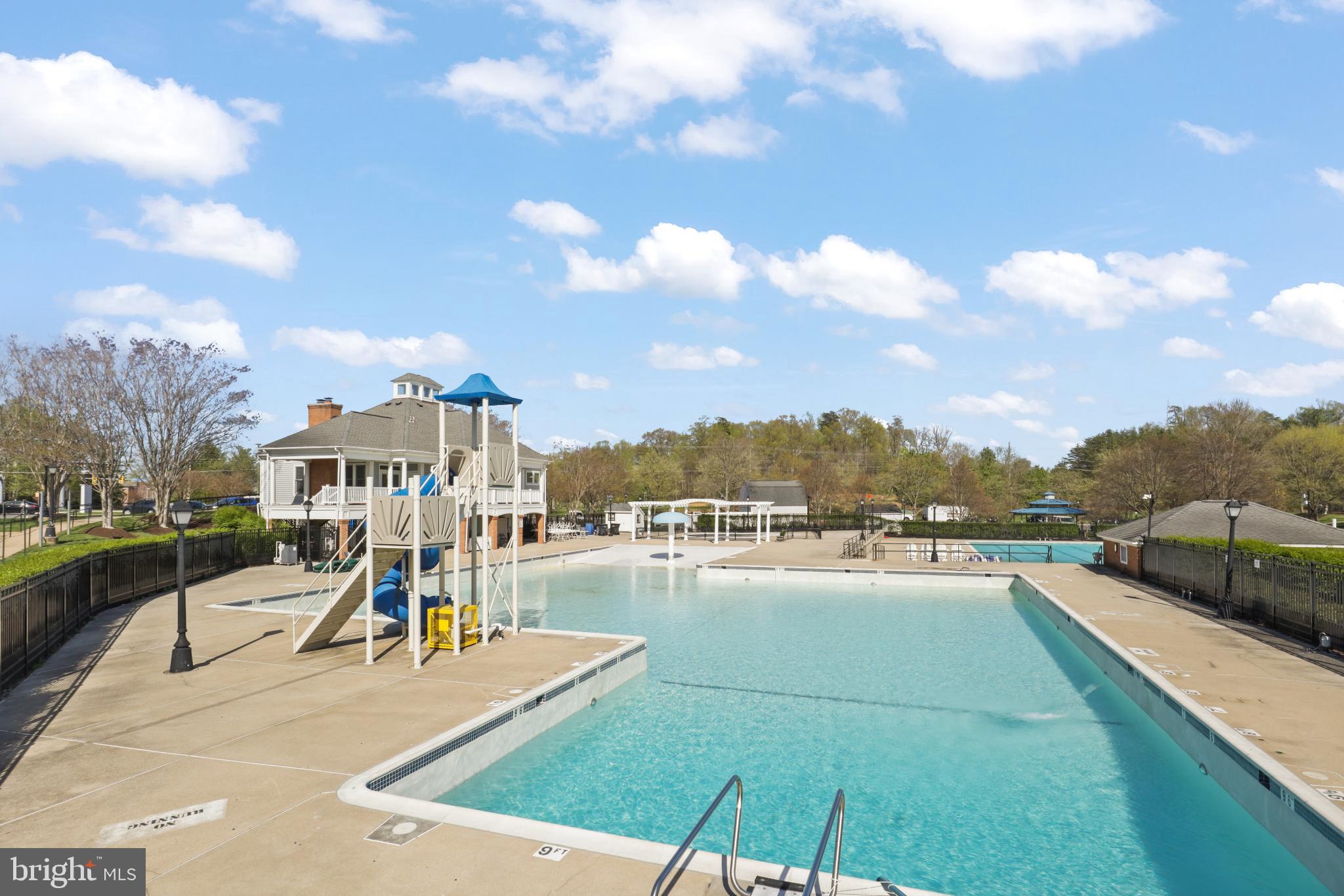 WAYSIDE VILLAGE - Residential