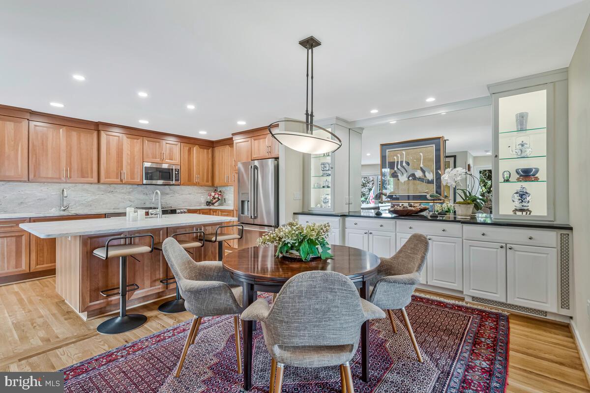 CHESAPEAKE LANDING - Residential